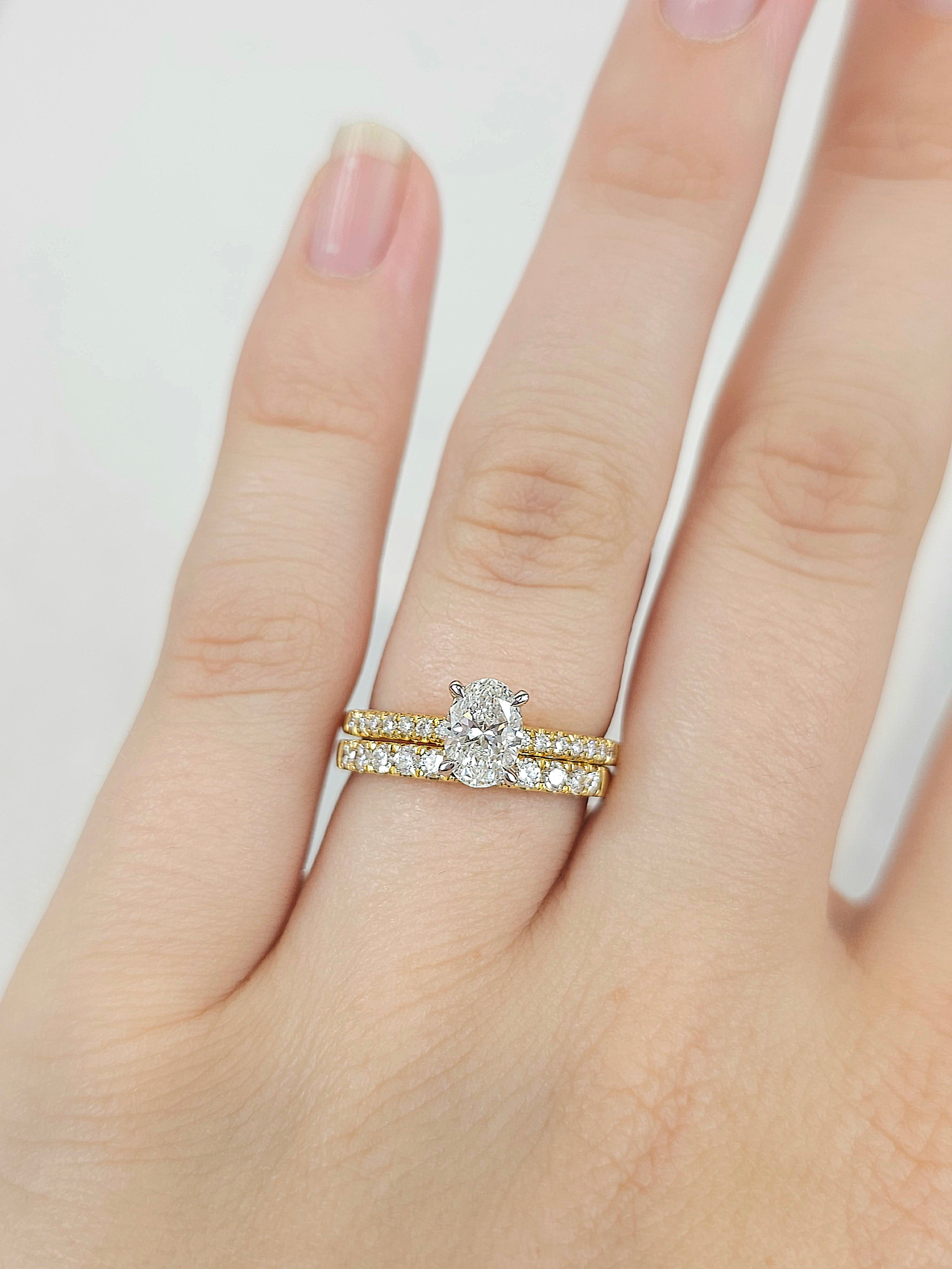18ct Yellow Gold Round Brilliant cut Diamond Band, 0.33ct total