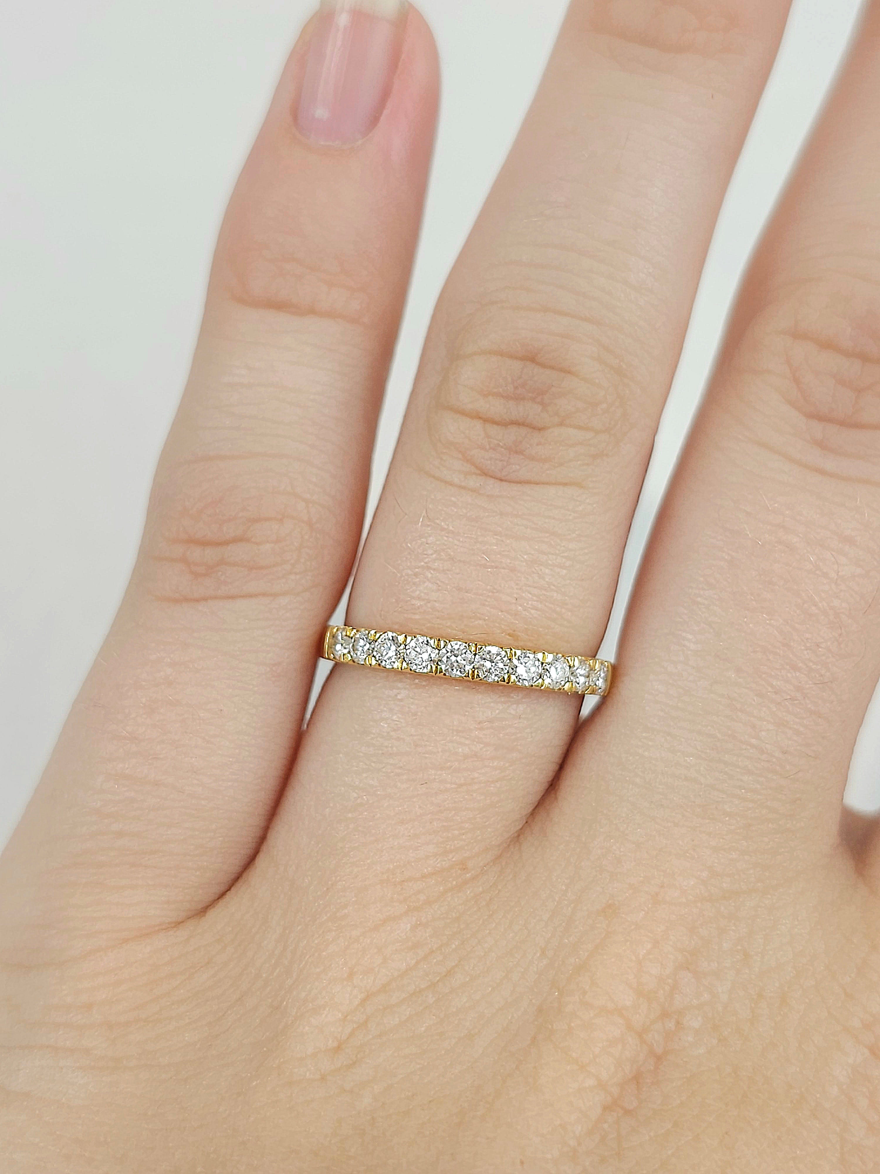 18ct Yellow Gold Round Brilliant cut Diamond band, 0.40ct Total