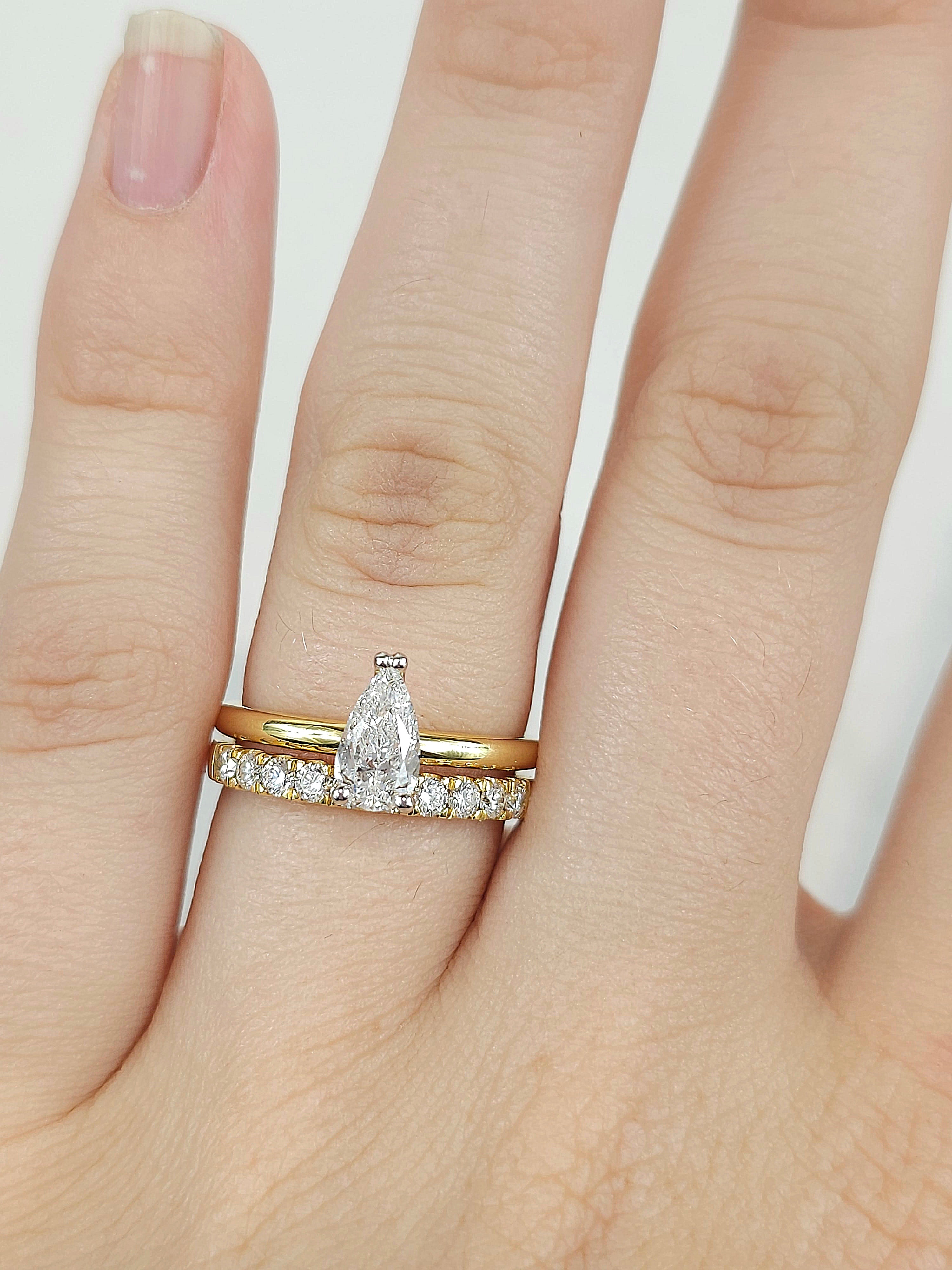 18ct Yellow Gold Round Brilliant cut Diamond band, 0.40ct Total