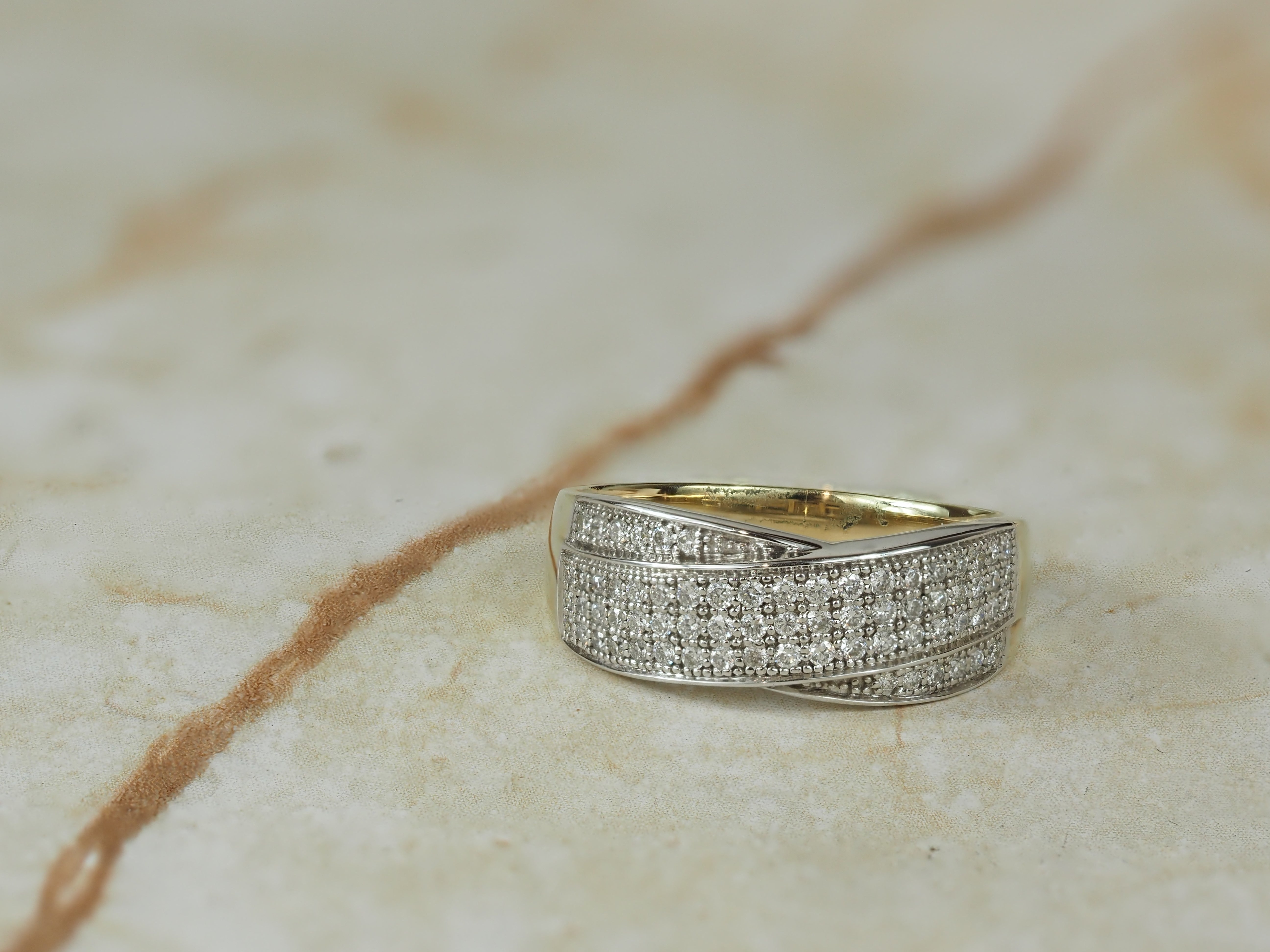 9ct Yellow and White Gold Diamond Ring, 0.33ct Total