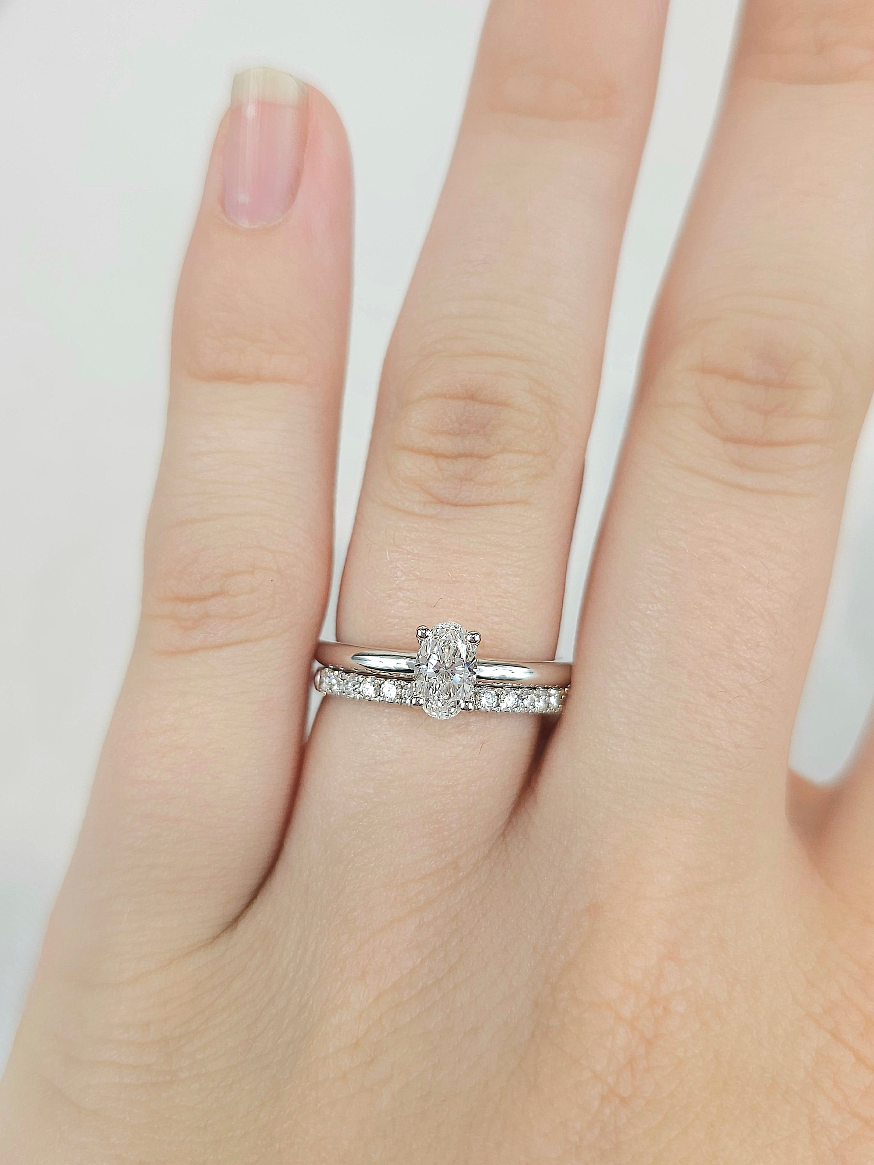 18ct White Gold Round Brilliant cut Diamond Band, 0.25ct total