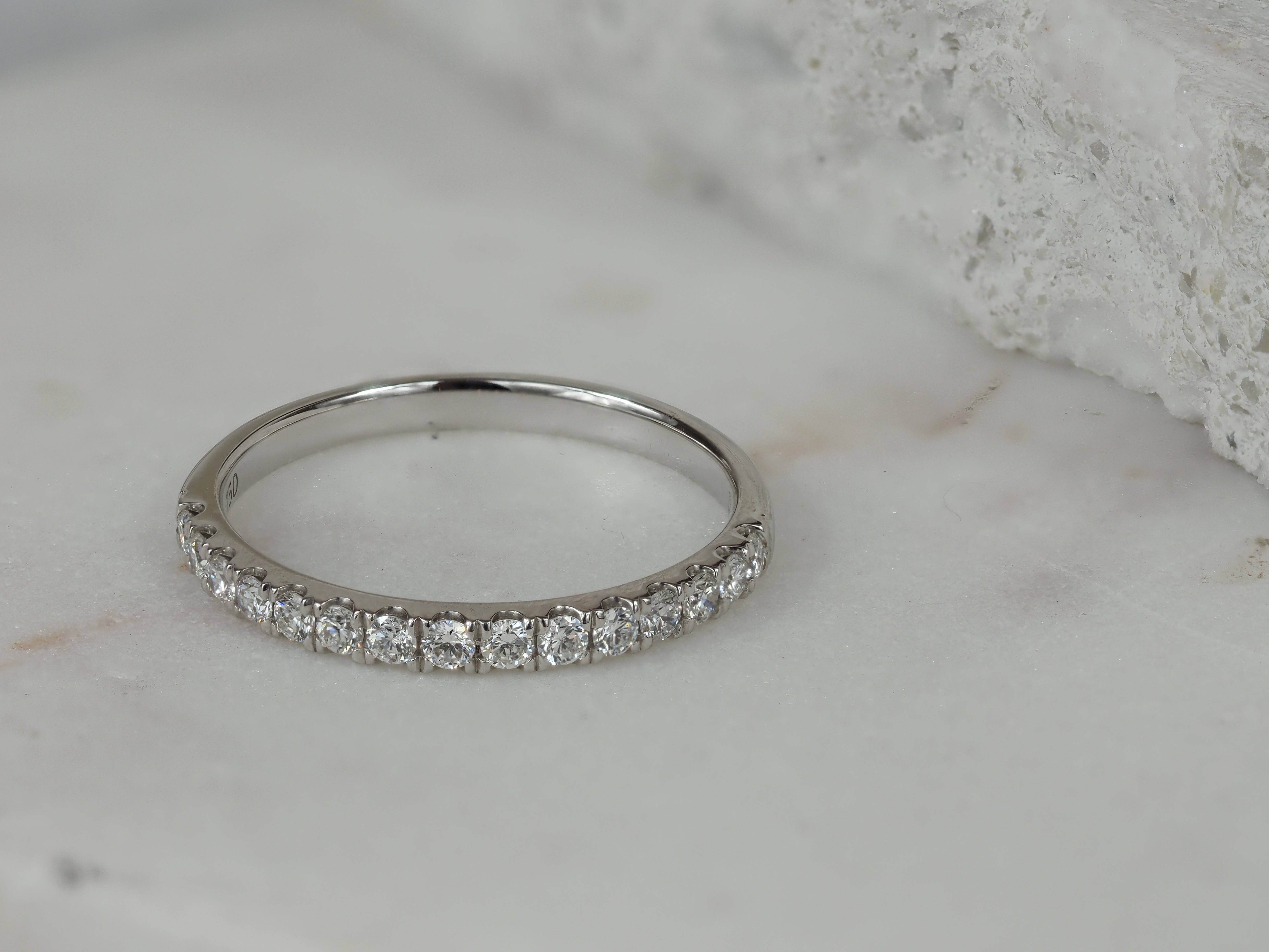 18ct White Gold Round Brilliant cut Diamond Ring, 0.33ct total