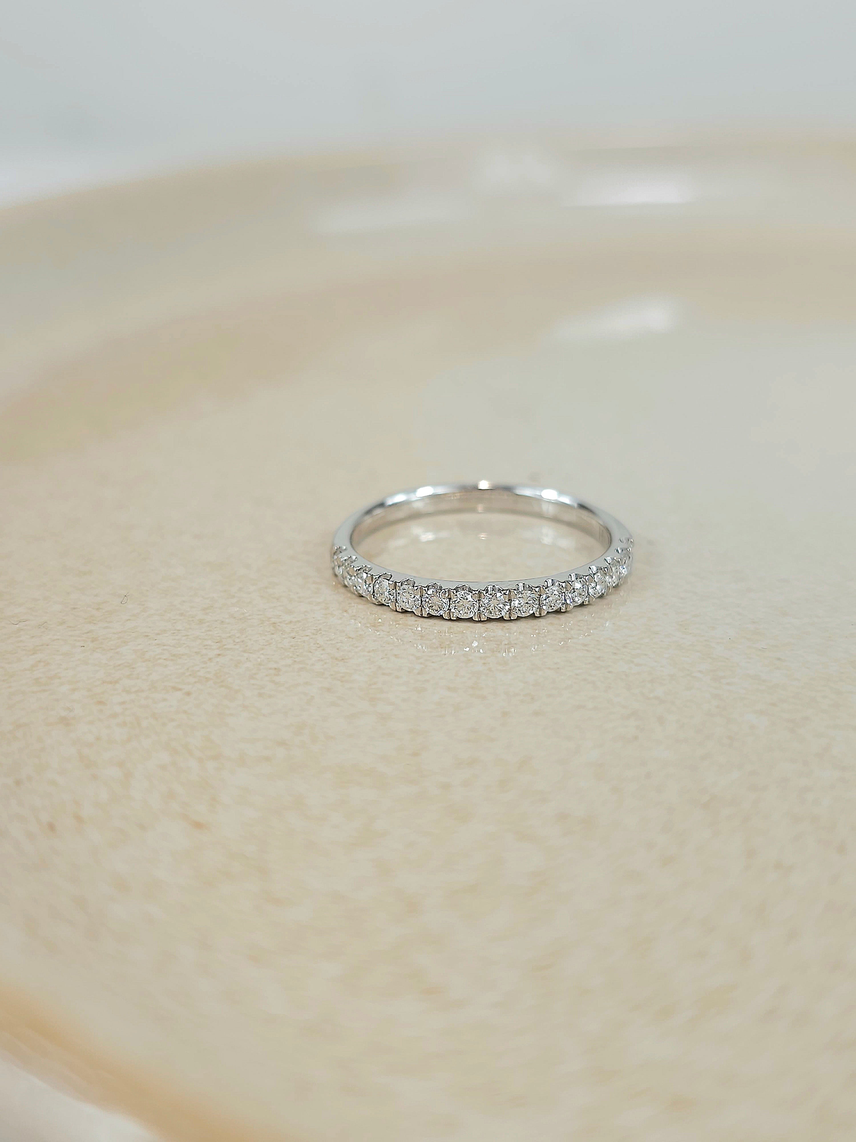 18ct White Gold Round Brilliant cut Diamond band, 0.33ct total