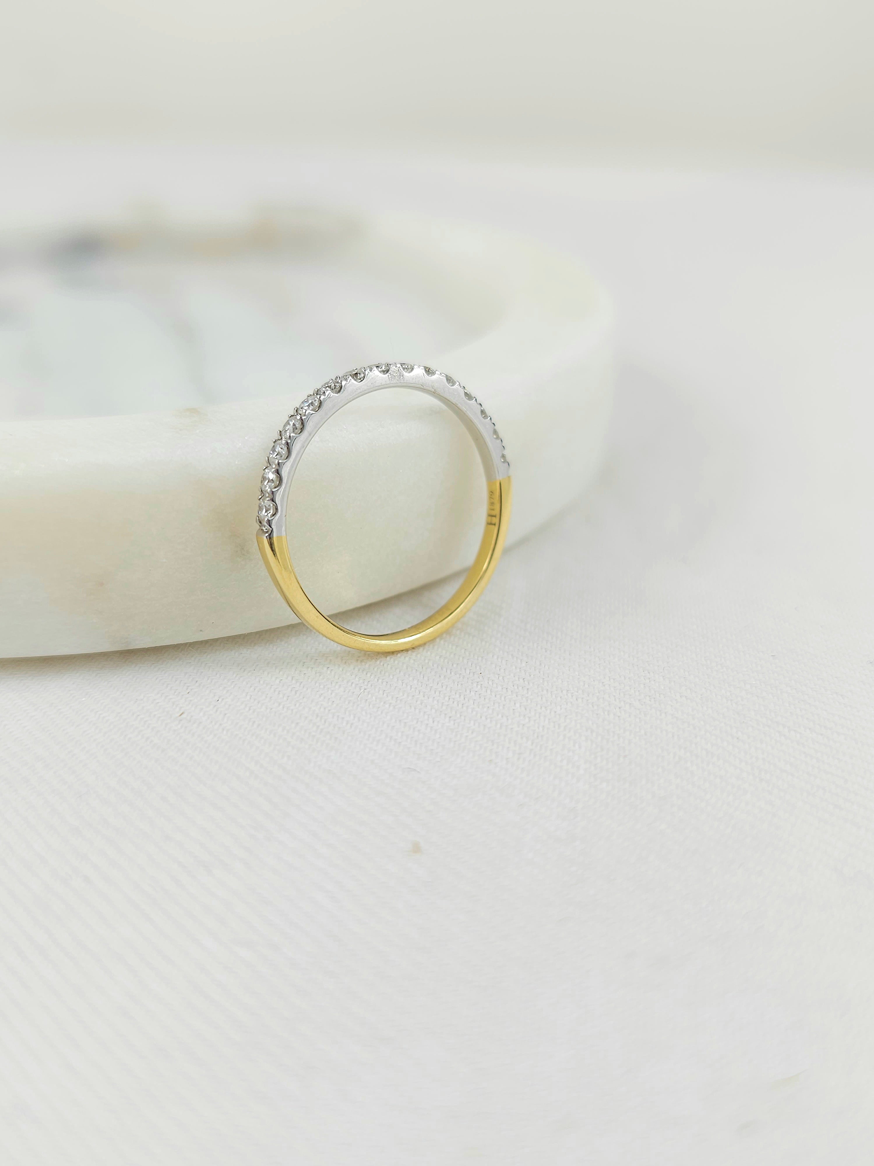 18ct Yellow and White gold Round Brilliant cut Diamond band, 0.33ct total