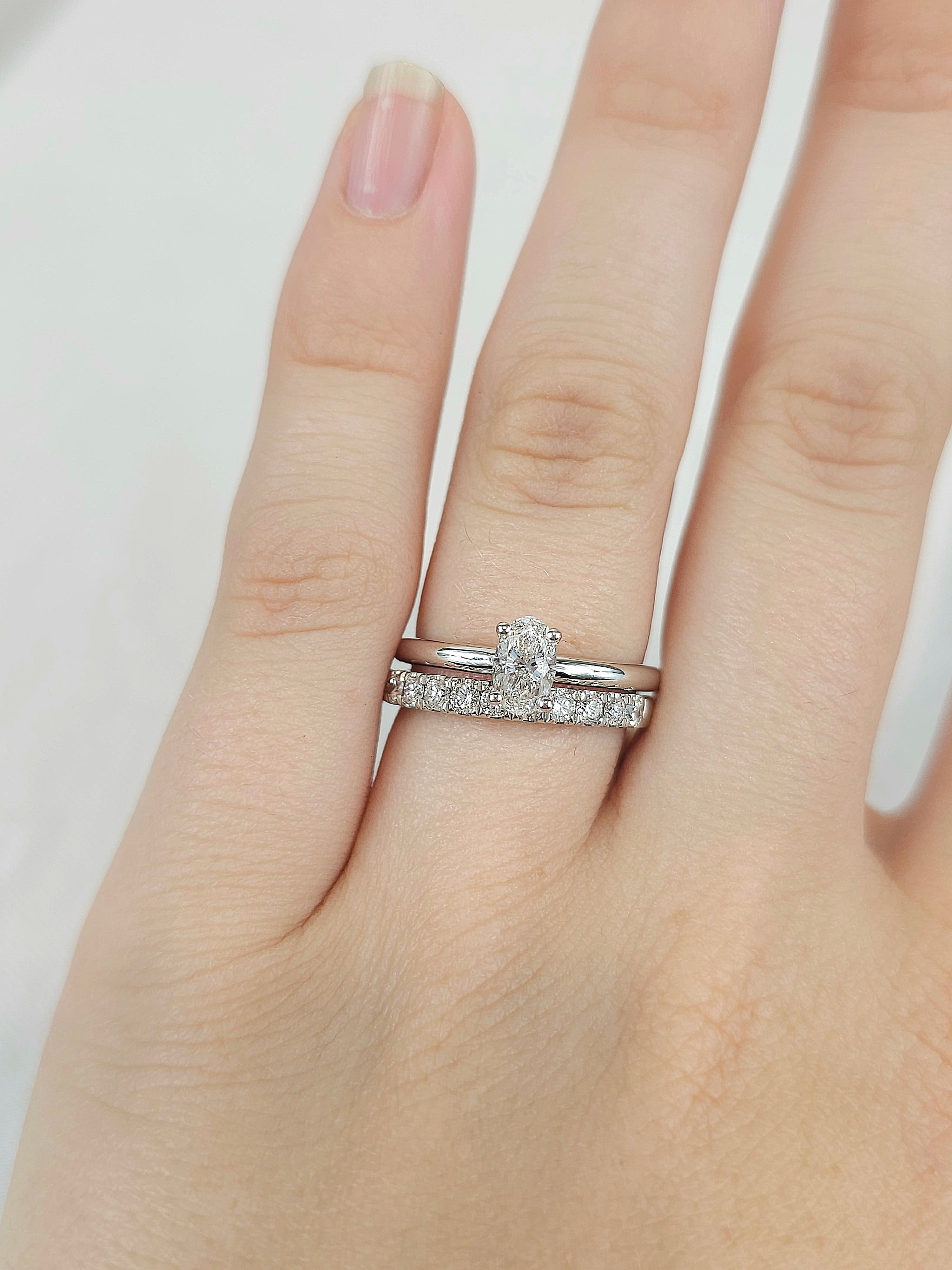 18ct White gold Round Brilliant cut Diamond band, 0.50ct total