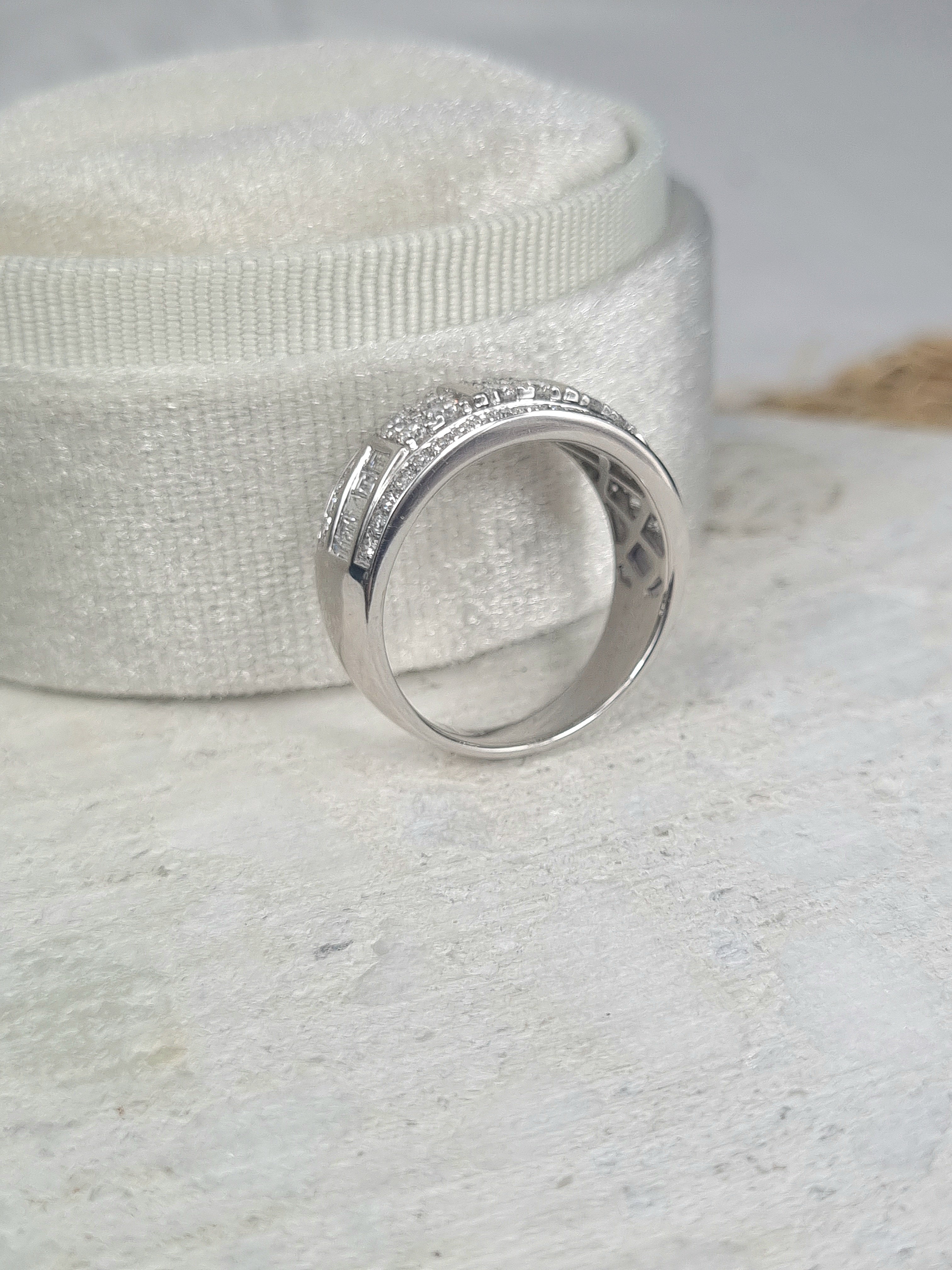 18ct White gold Round Brilliant and Baguette cut Diamond wide dress ring