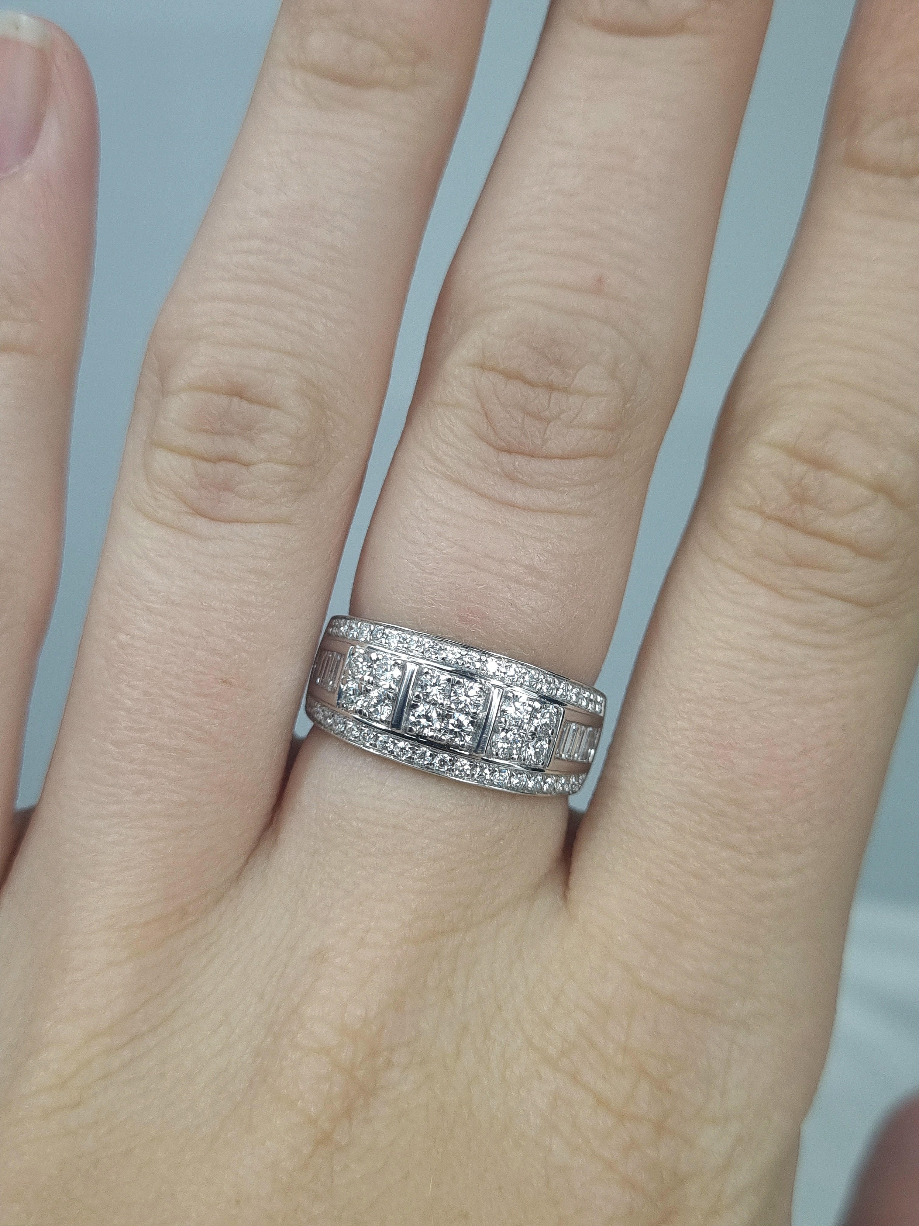 18ct White gold Round Brilliant and Baguette cut Diamond wide dress ring