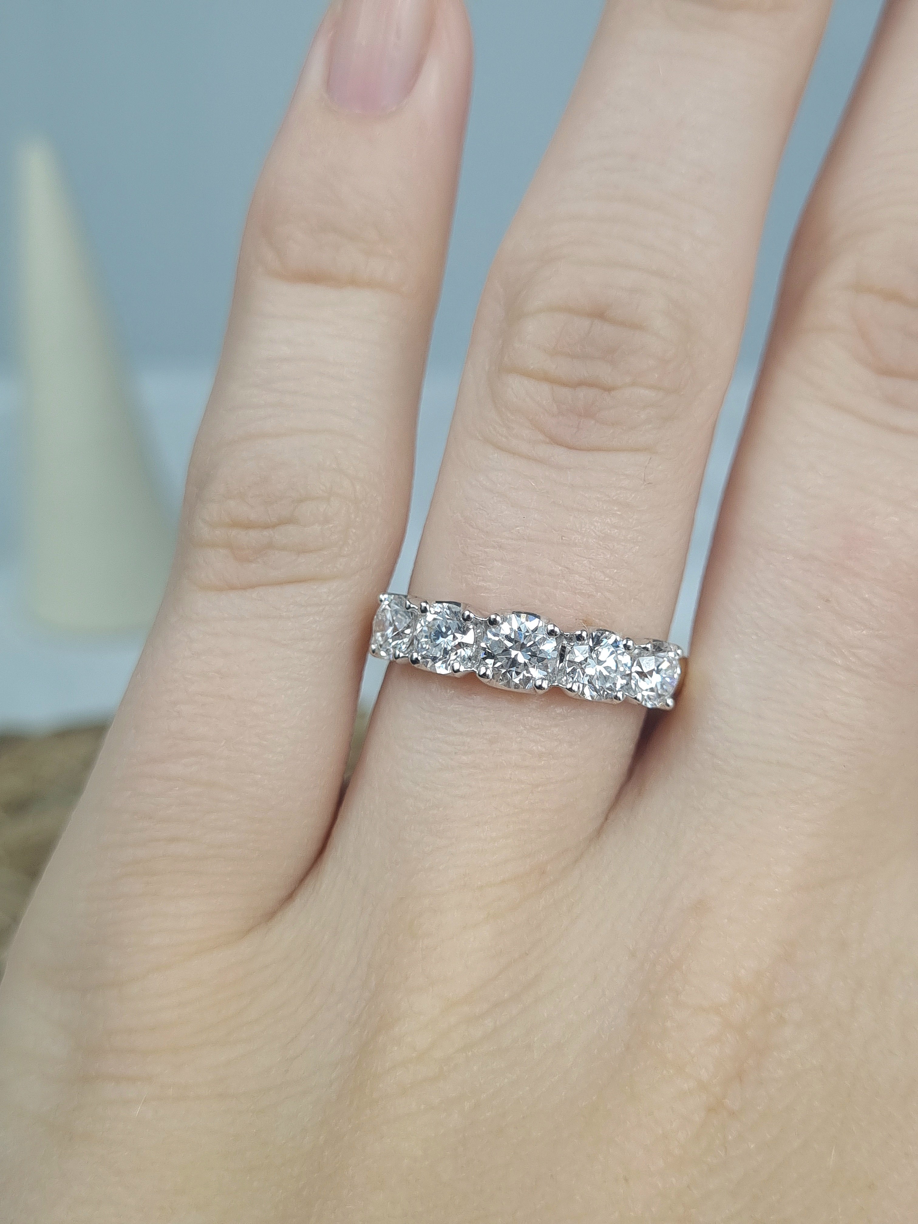 18ct White & Yellow Gold 1.5ct Diamond Ring