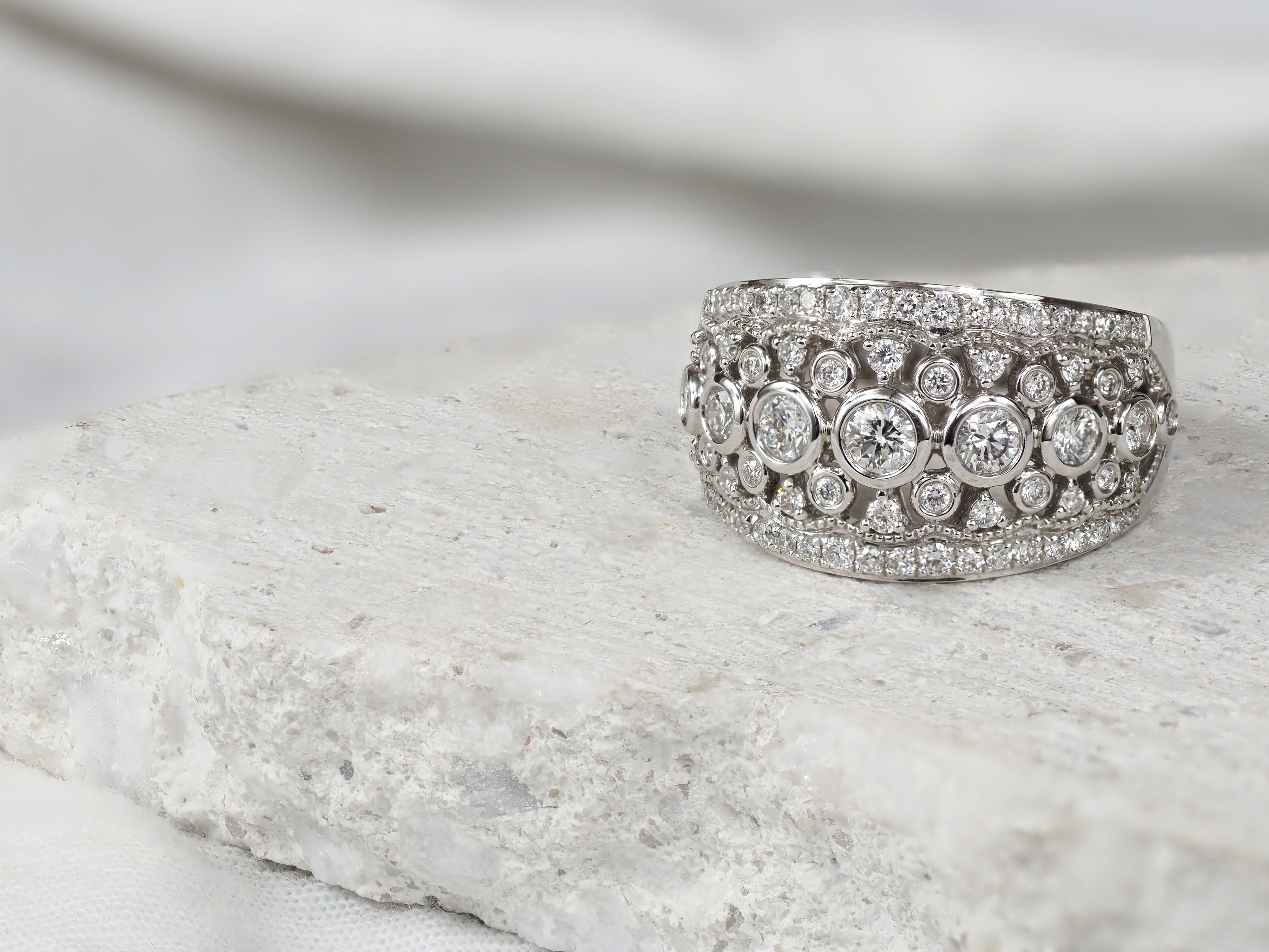 18ct White Gold Filigree Diamond Dress Ring, 1.01 carats total.