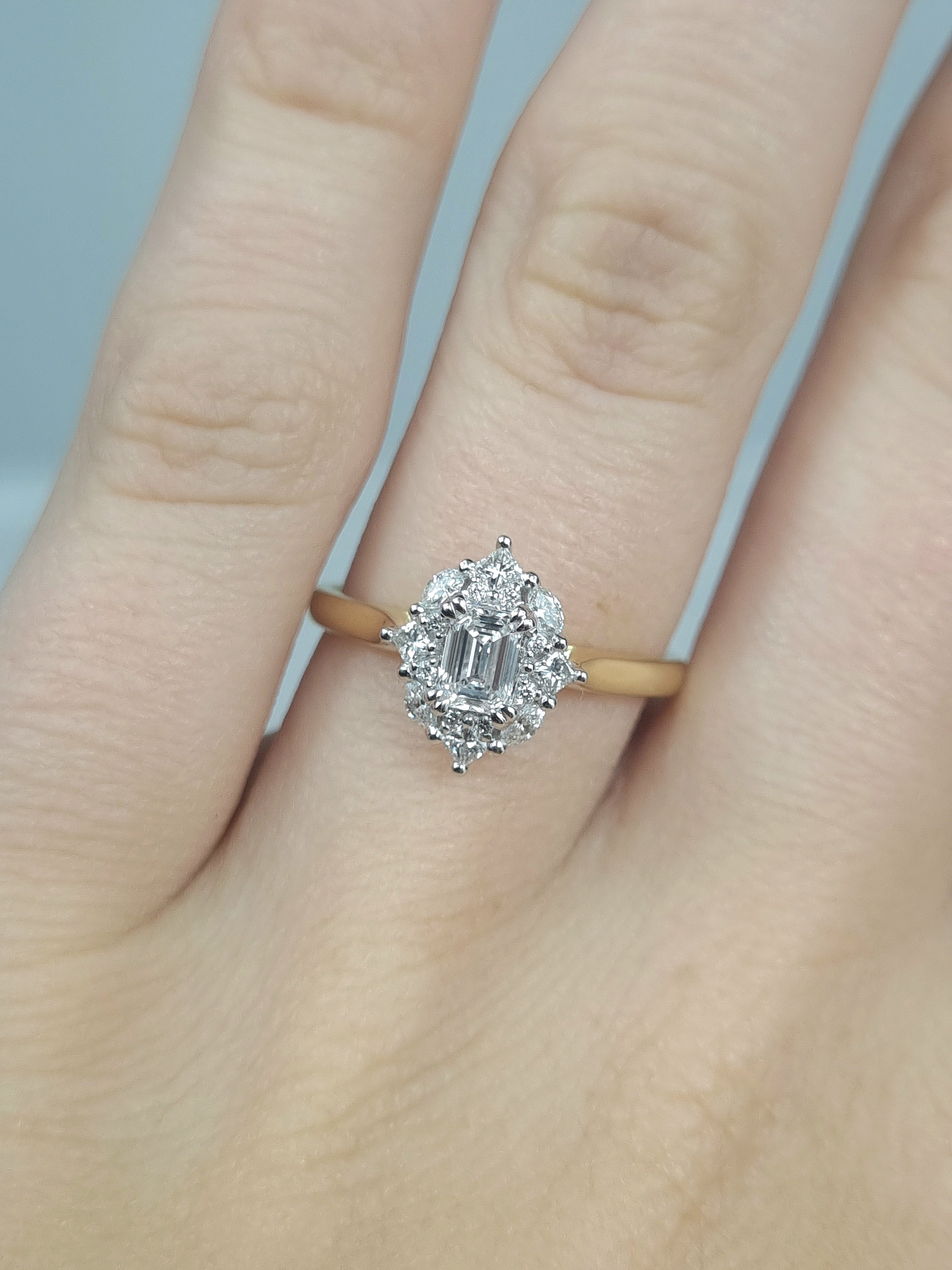 18ct Yellow and White Gold Emerald Cluster Diamond Engagement ring, 0.58ct total