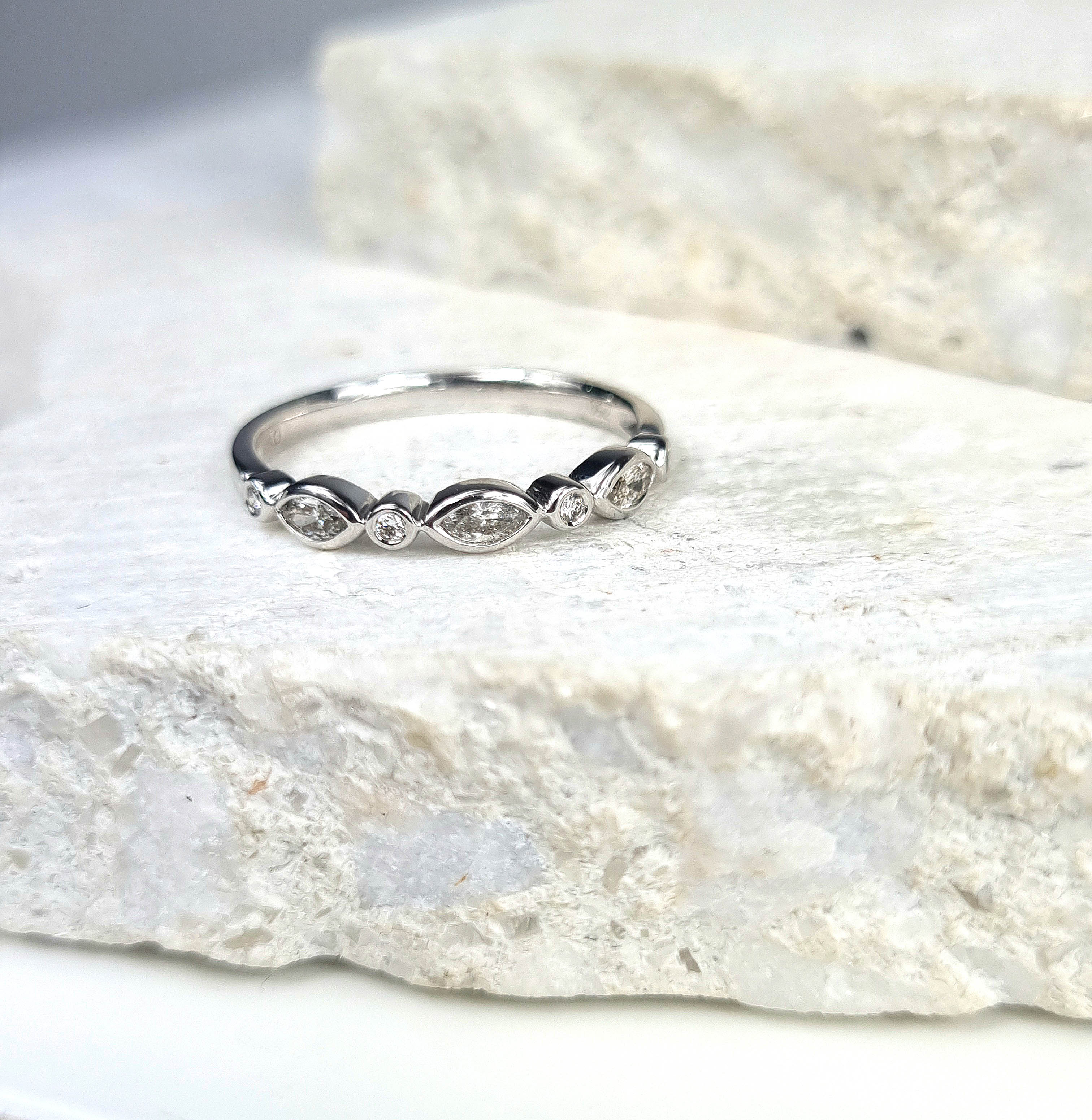 18ct White Gold Round and Marquis Diamond Band, 0.20ct total