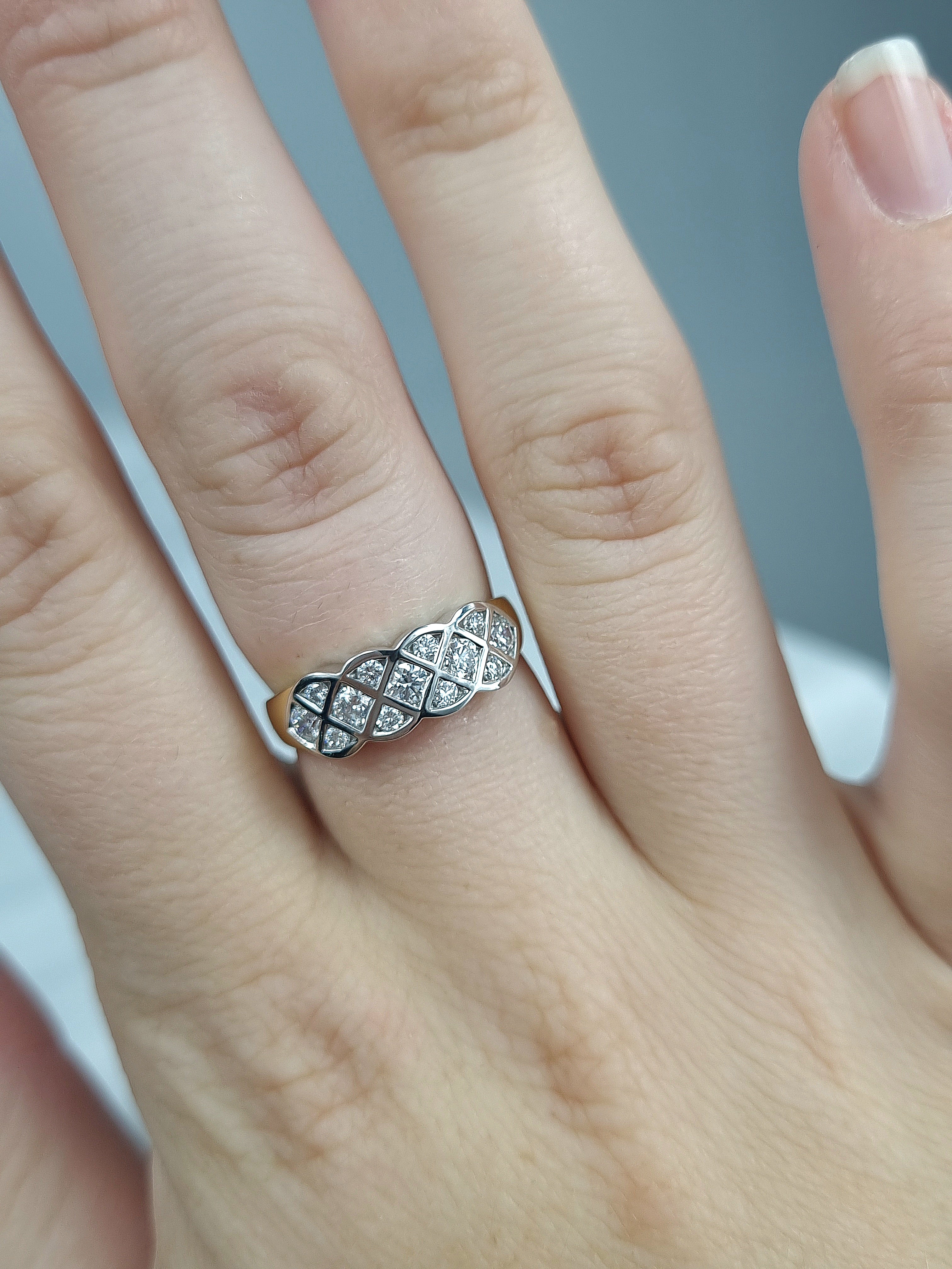 18ct Yellow and White Gold Diamond ring, 0.56ct total
