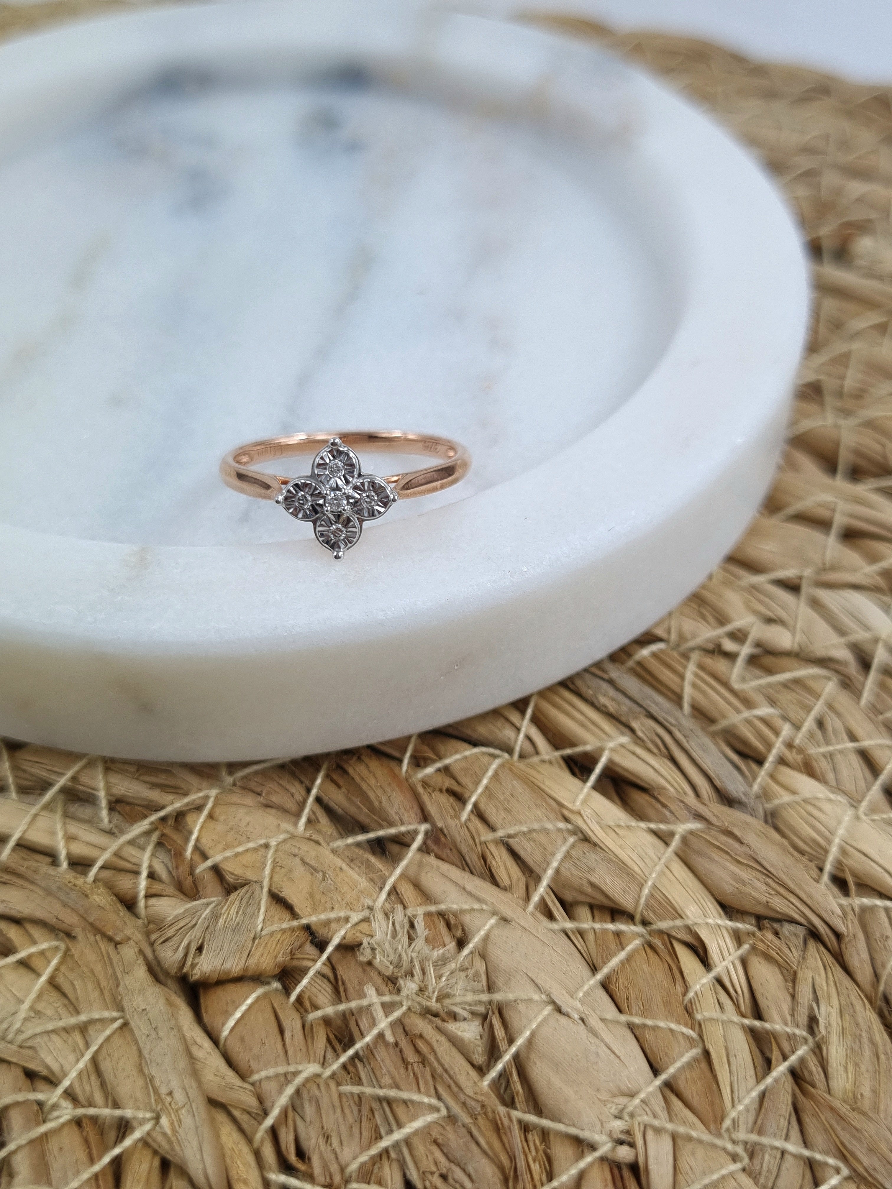 9ct Rose and White gold flower shape Diamond ring