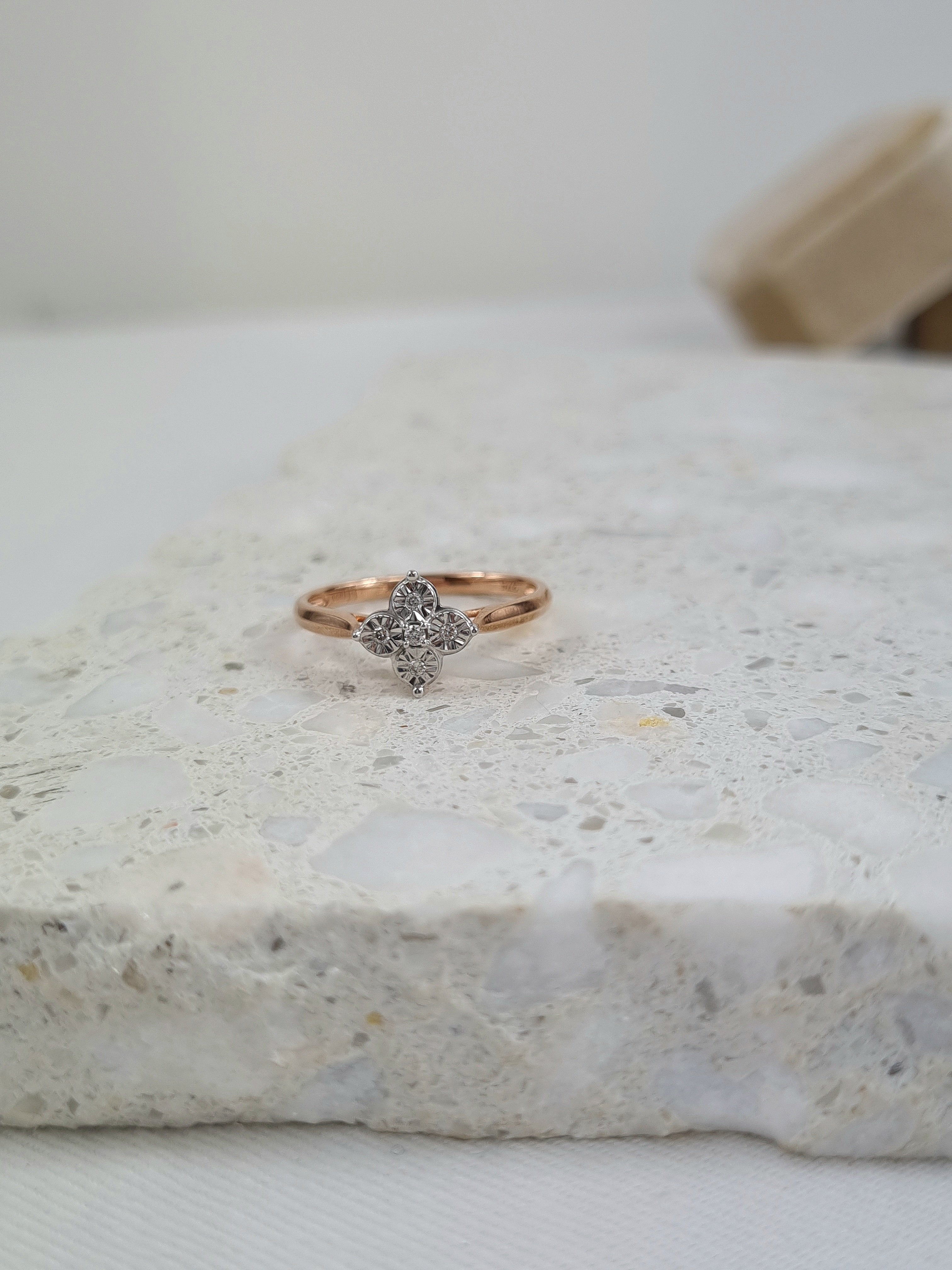 9ct Rose and White gold flower shape Diamond ring