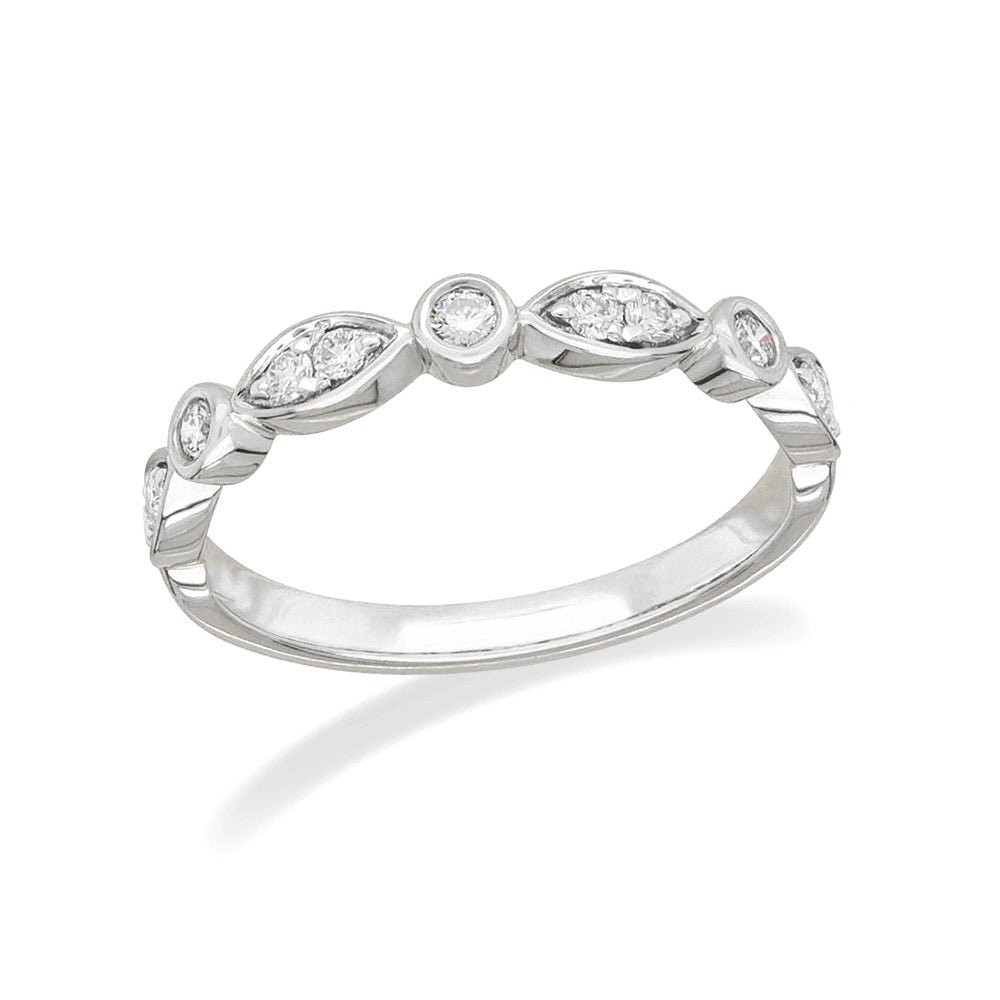18ct White Gold Round and Marquise shaped Diamond band, 0.20ct Total