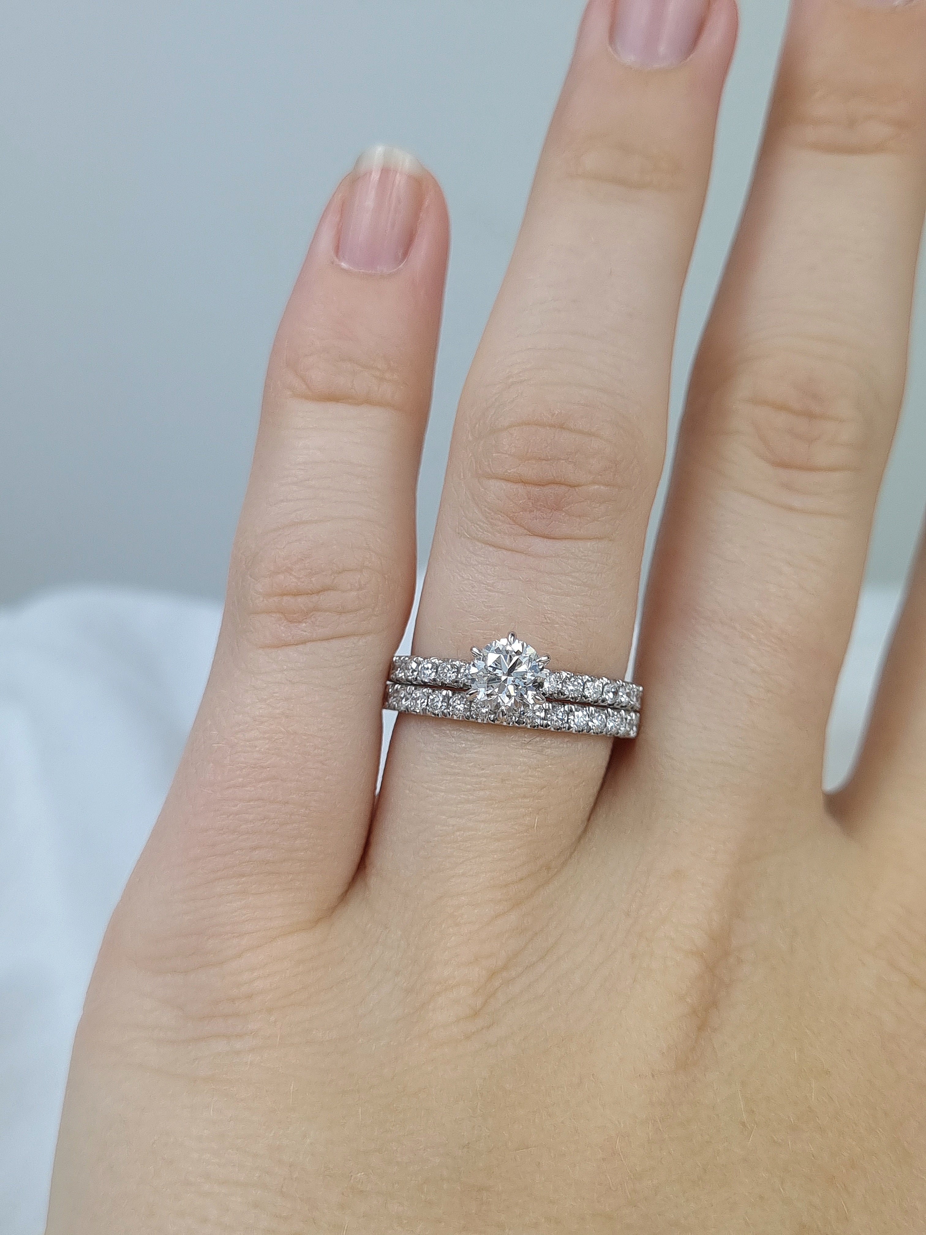 18ct White Gold Round Brillant Cut Diamond Engagement Ring, 0.70ct Centre