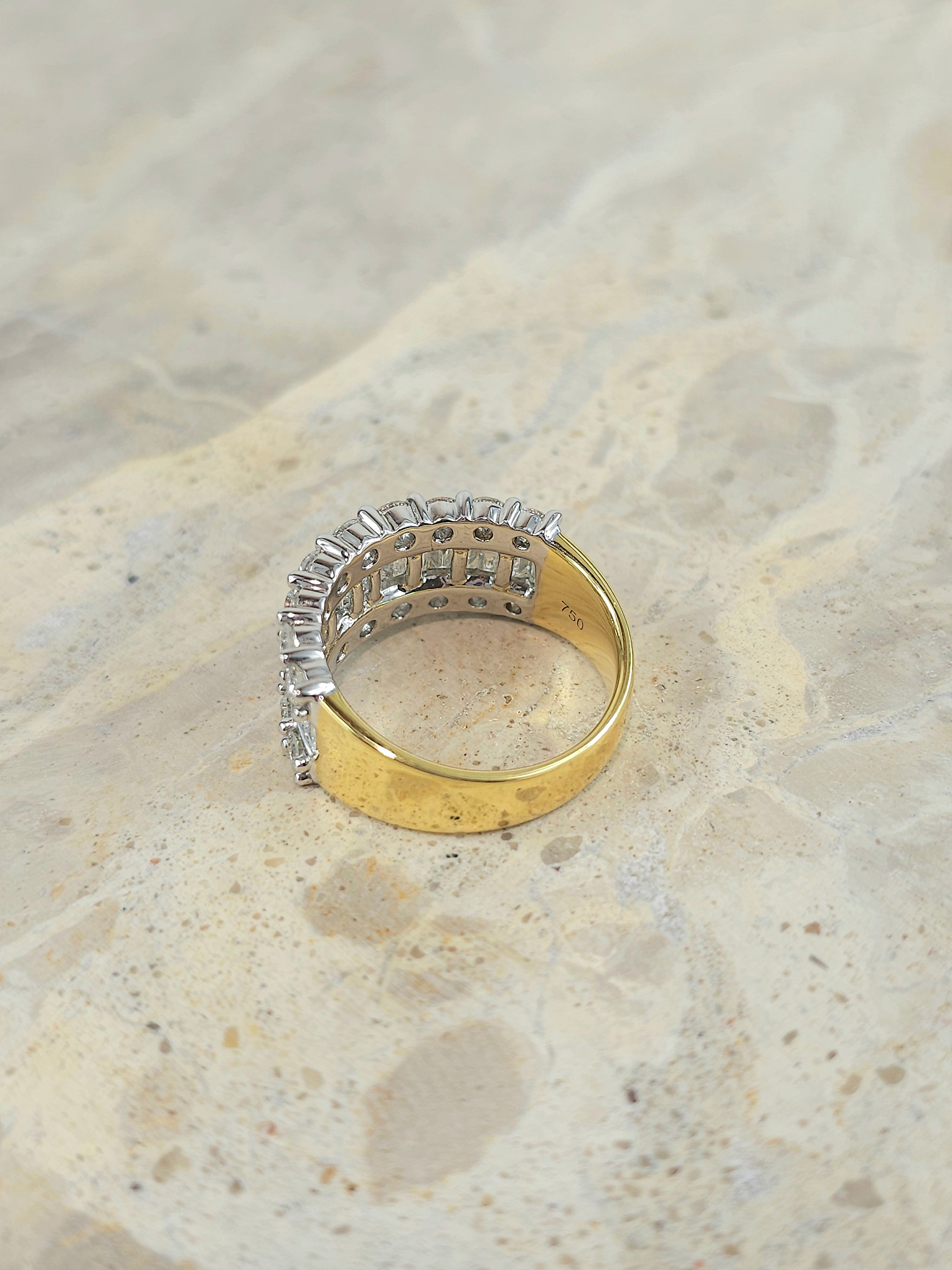 18ct Yellow and White Gold 2.26ct Diamond dress ring