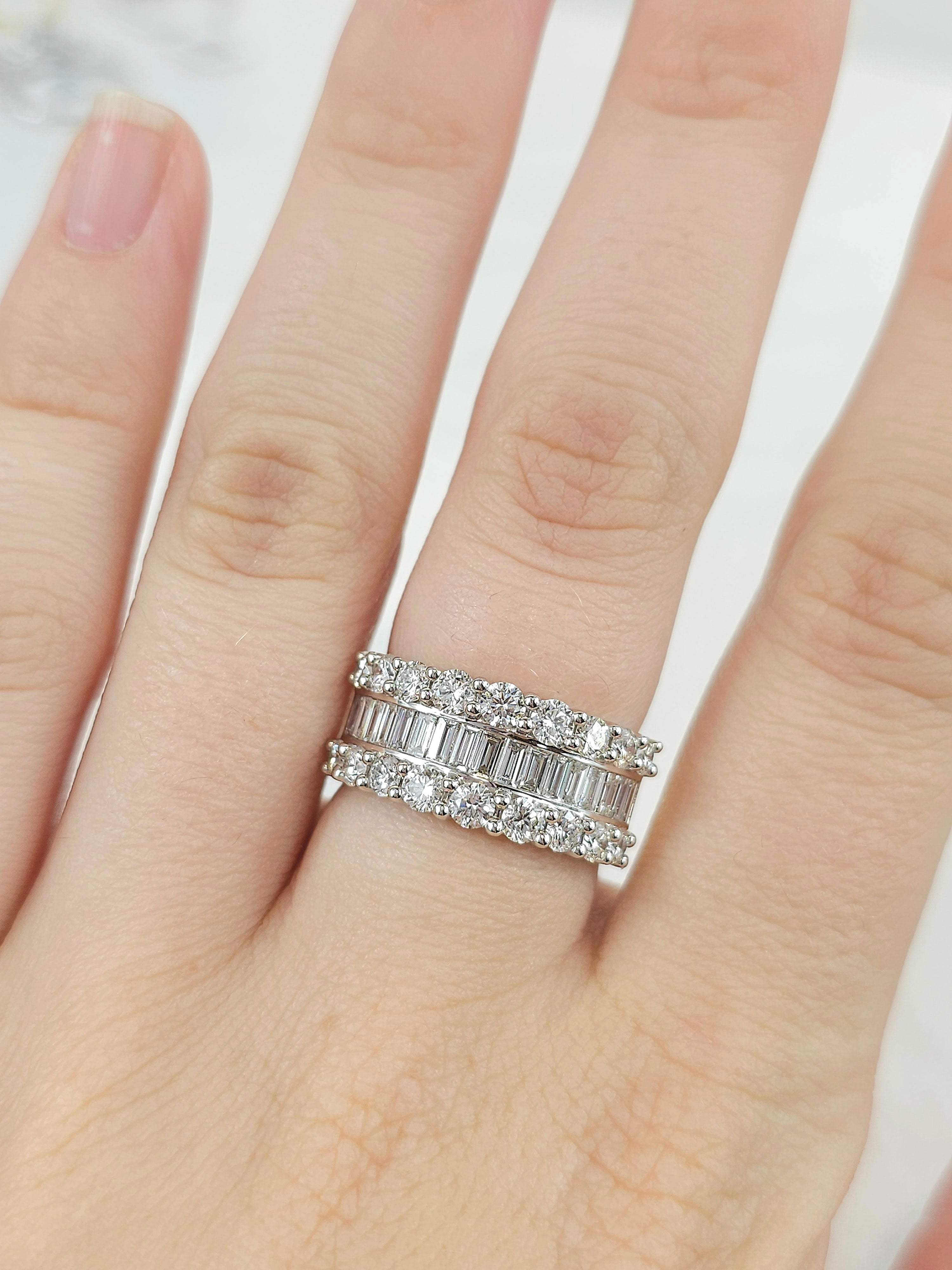 18ct Yellow and White Gold 2.26ct Diamond dress ring