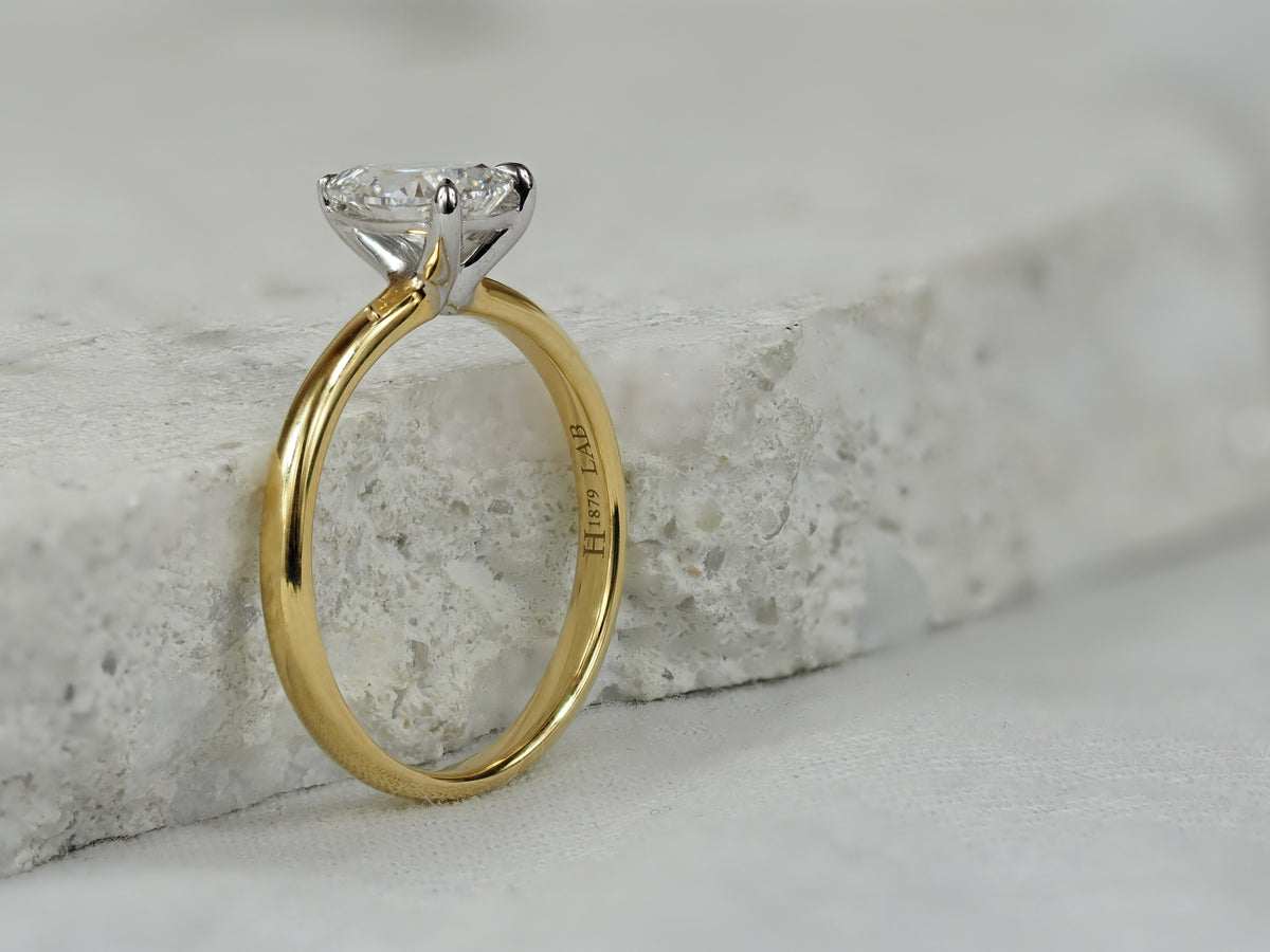 18ct Yellow and White Gold Lab-Grown Pear cut Diamond Engagement ring, 1ct Centre