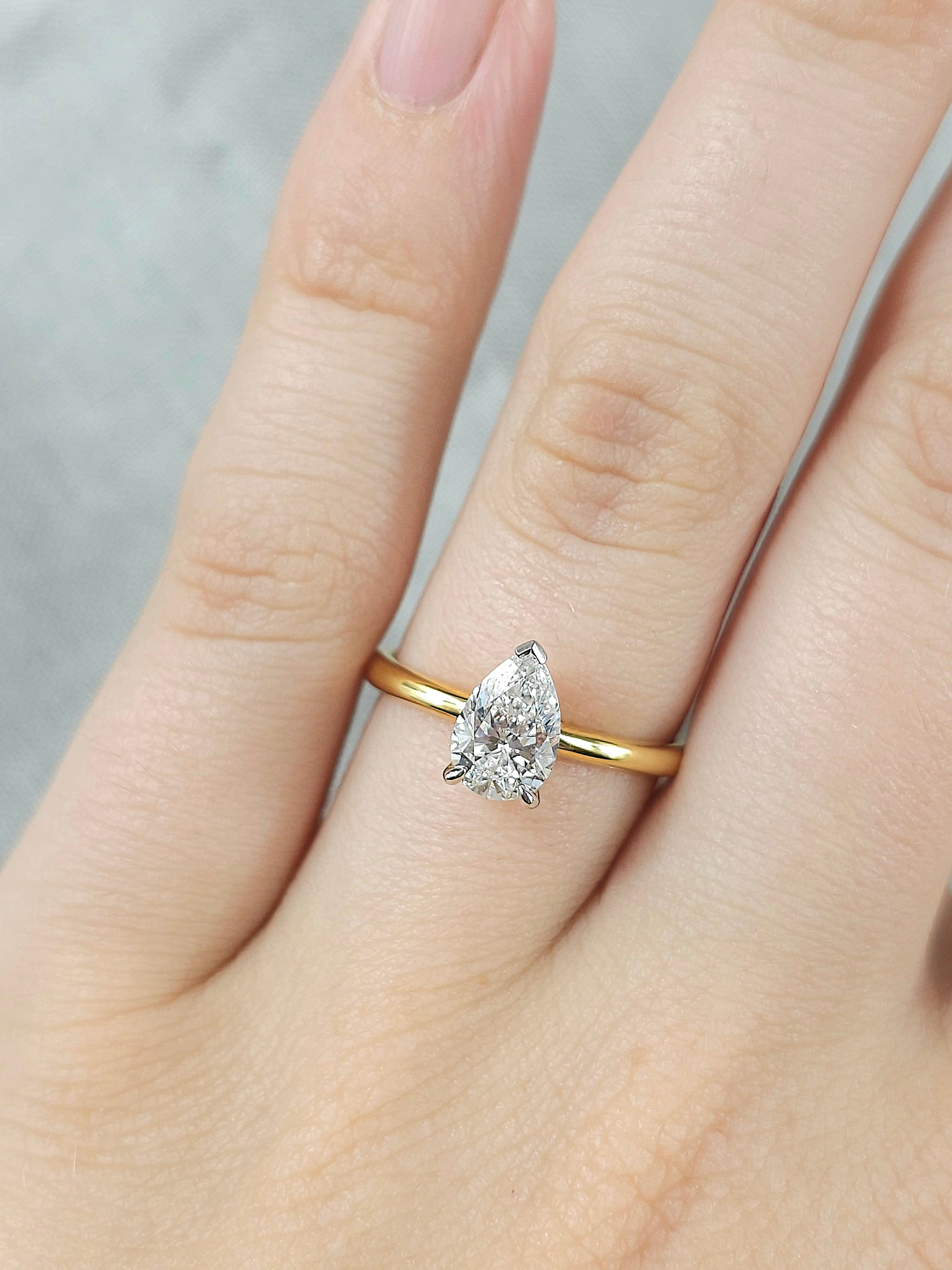 18ct Yellow and White Gold Lab-Grown Pear cut Diamond Engagement ring, 1ct Centre