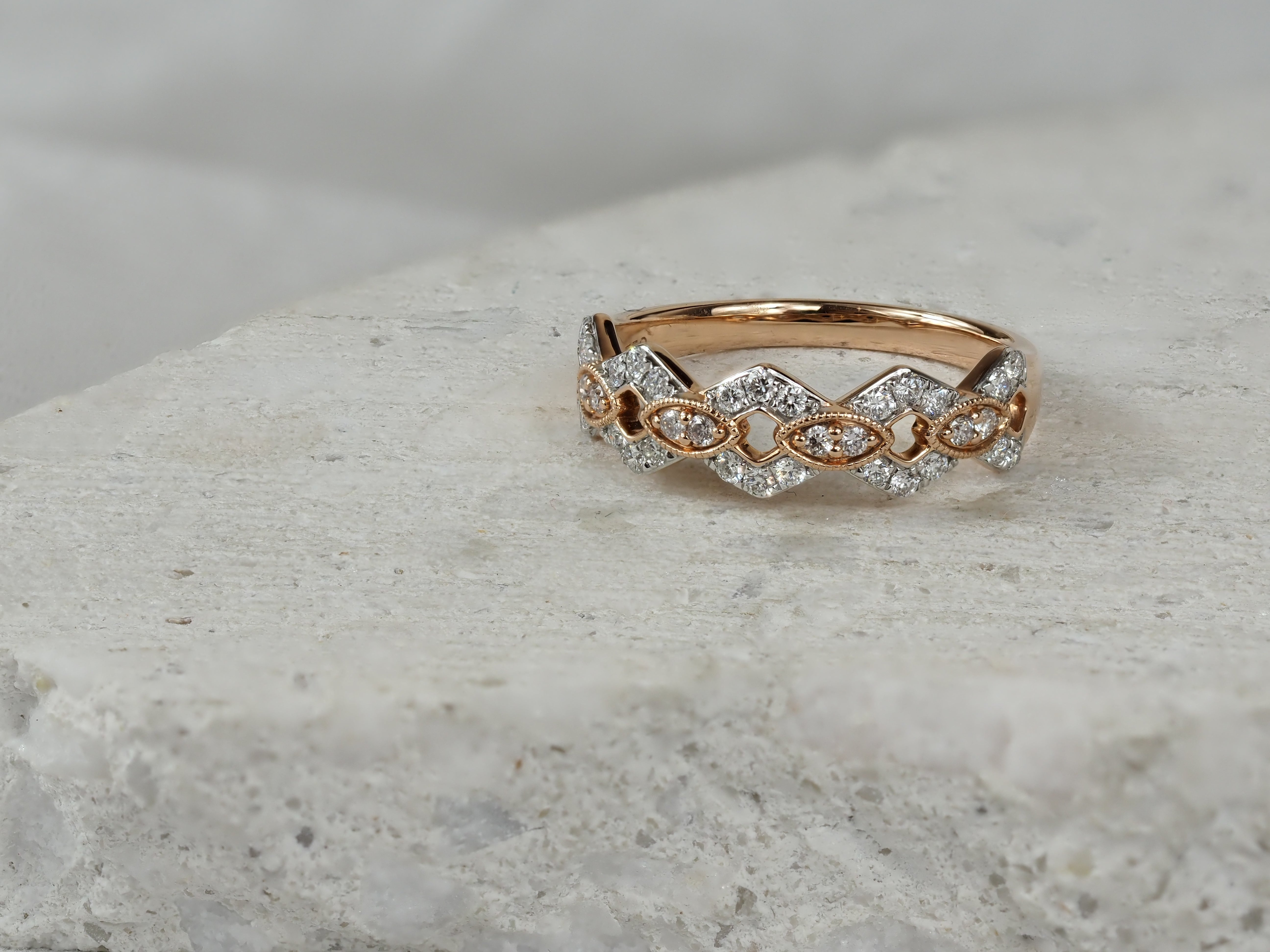 18ct Rose and White Gold Pink Diamond and Diamond ring, 0.40ct total