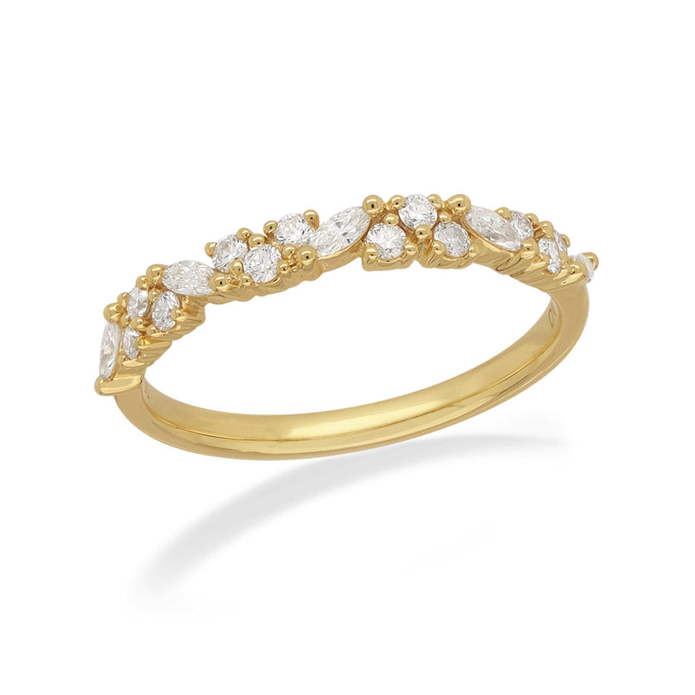 18ct Yellow Gold Marquis and Round Diamond Ring, 0.34ct total
