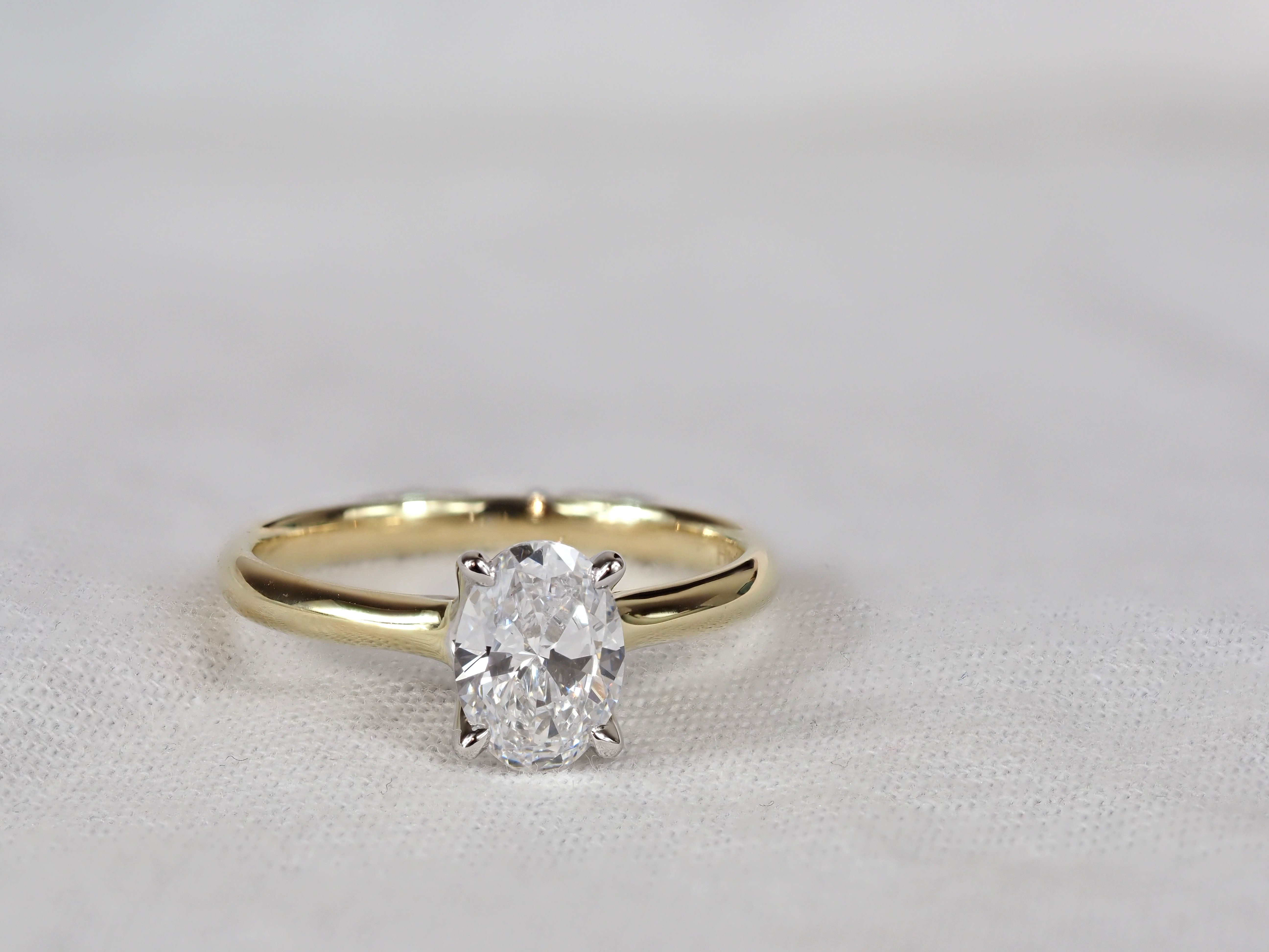 9ct Yellow and White Gold Lab-Grown Oval Engagement Ring, 1ct Centre