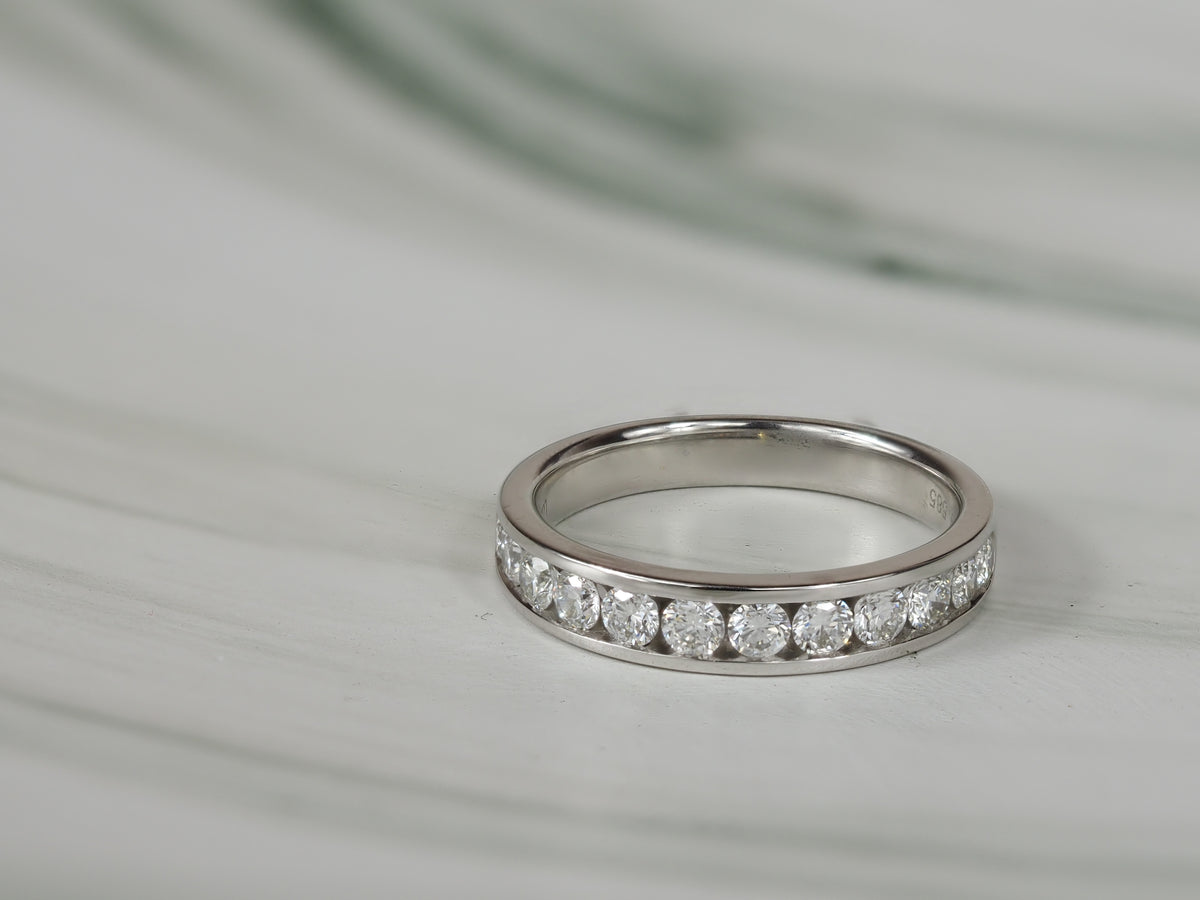 14ct White Gold Lab-grown Diamond Ring, 0.76ct Total