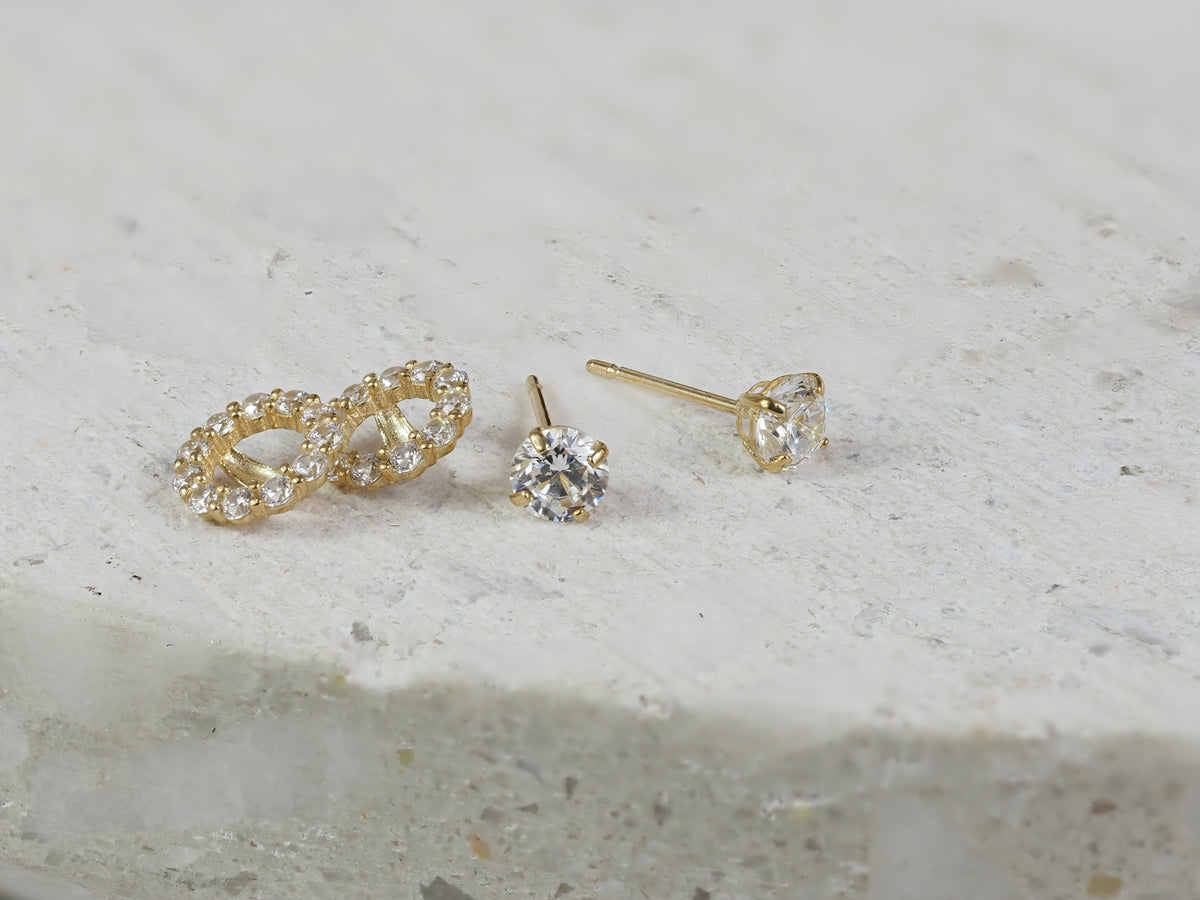 9ct Yellow Gold Cubic Zirconia Stud Earrings