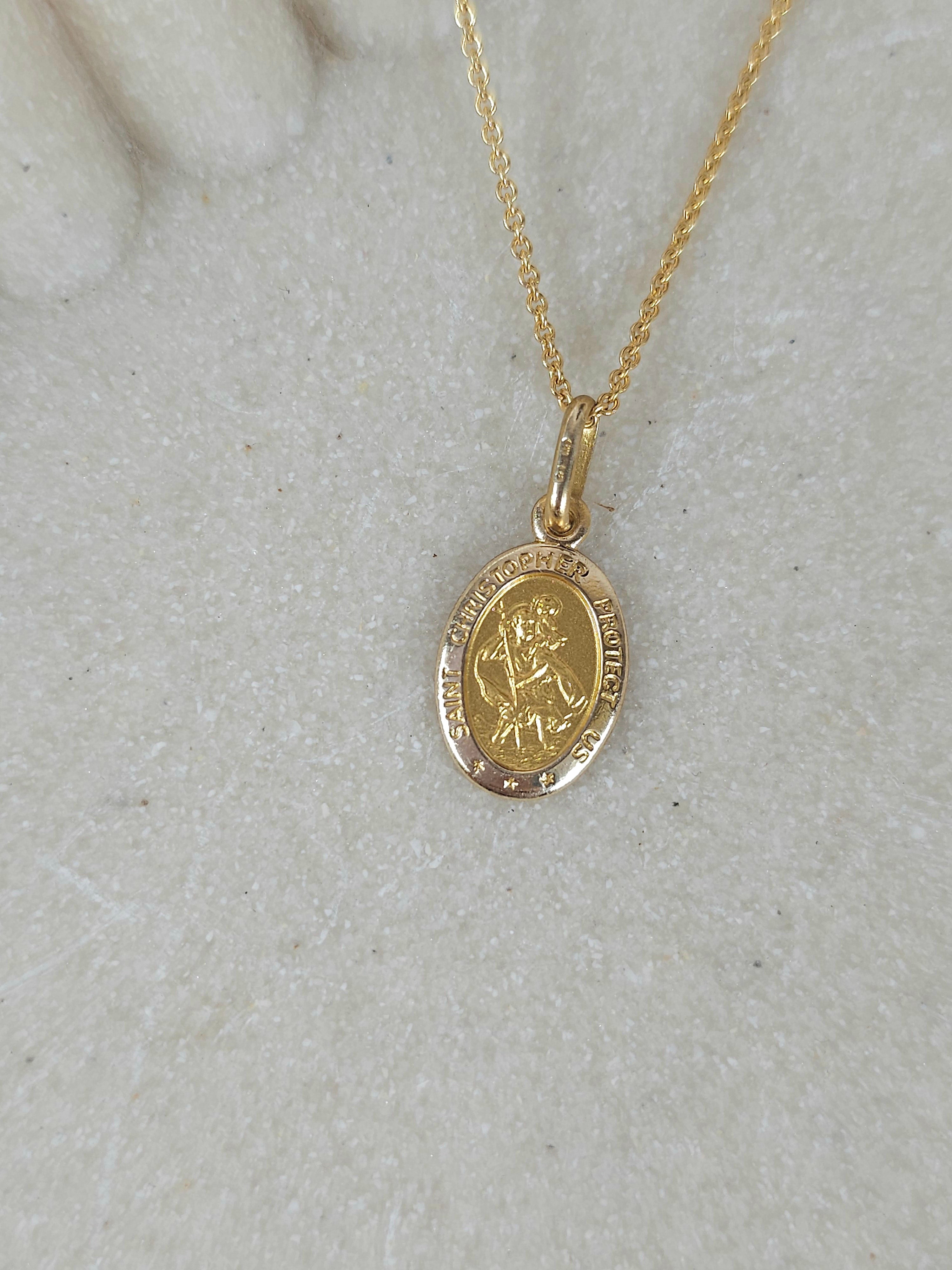 9ct gold St Christopher pendant 12mm