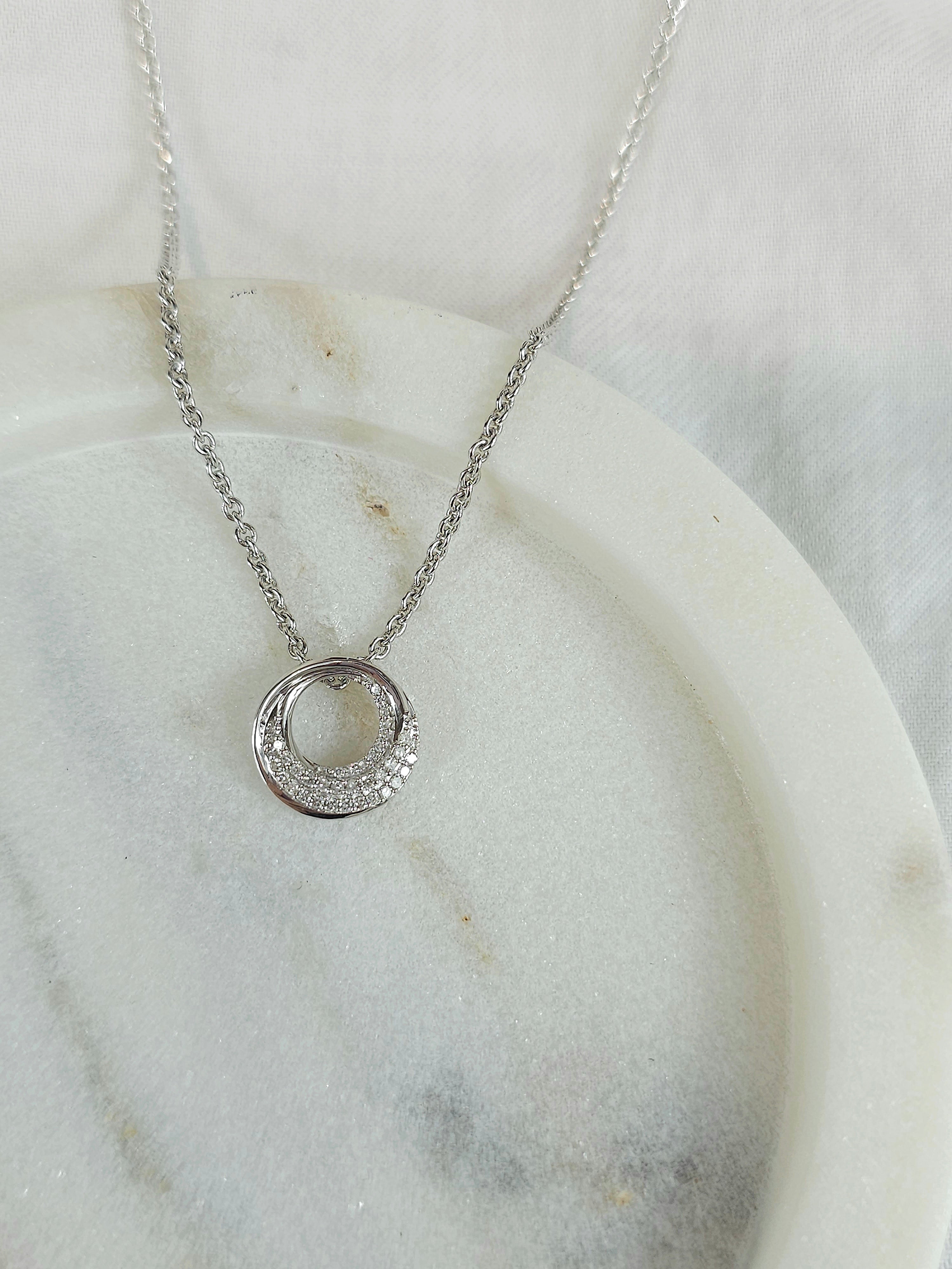 9ct white gold 0.10ct diamond circle slider pendant