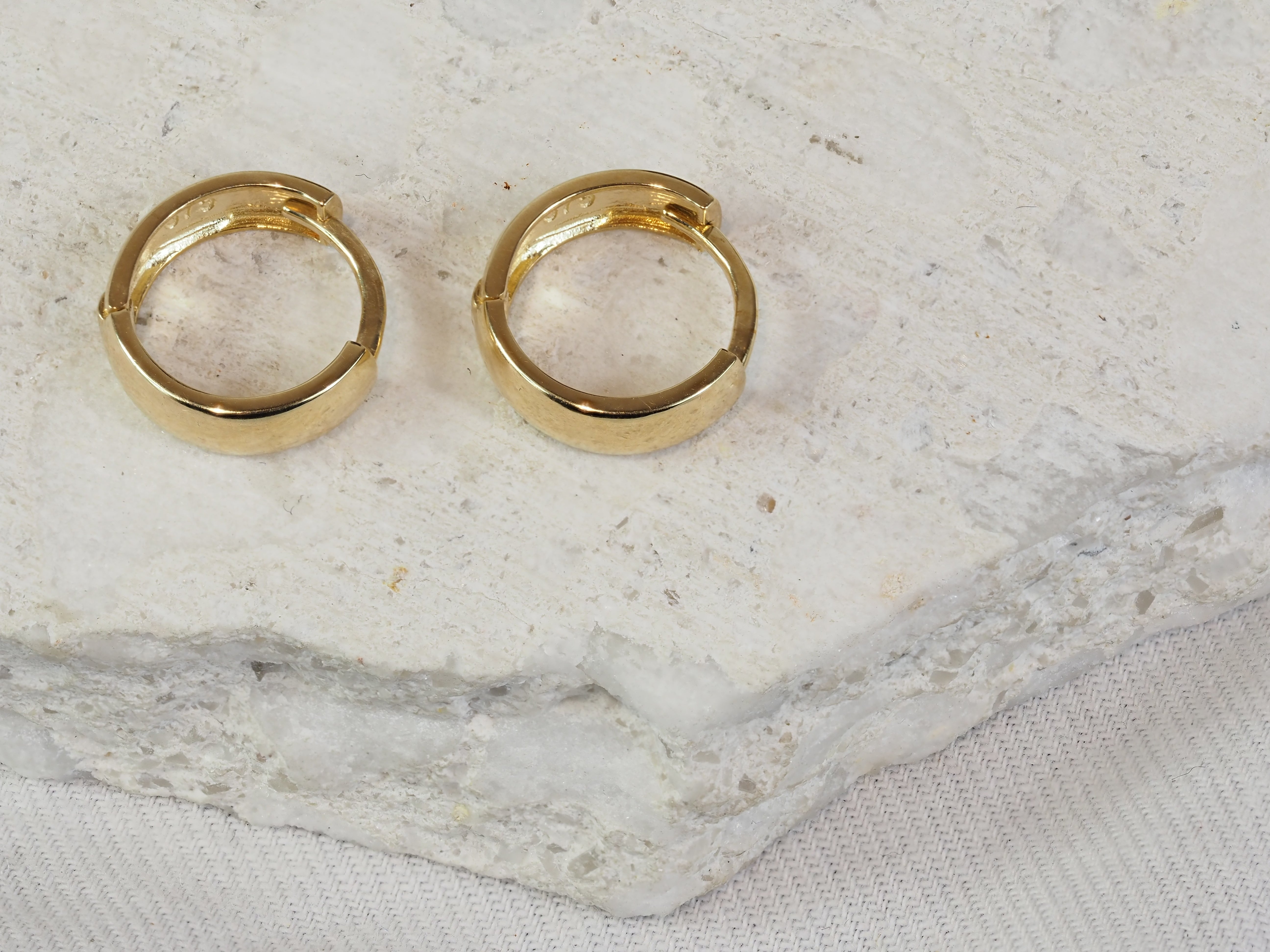 9ct Yellow Gold Hoop Earrings