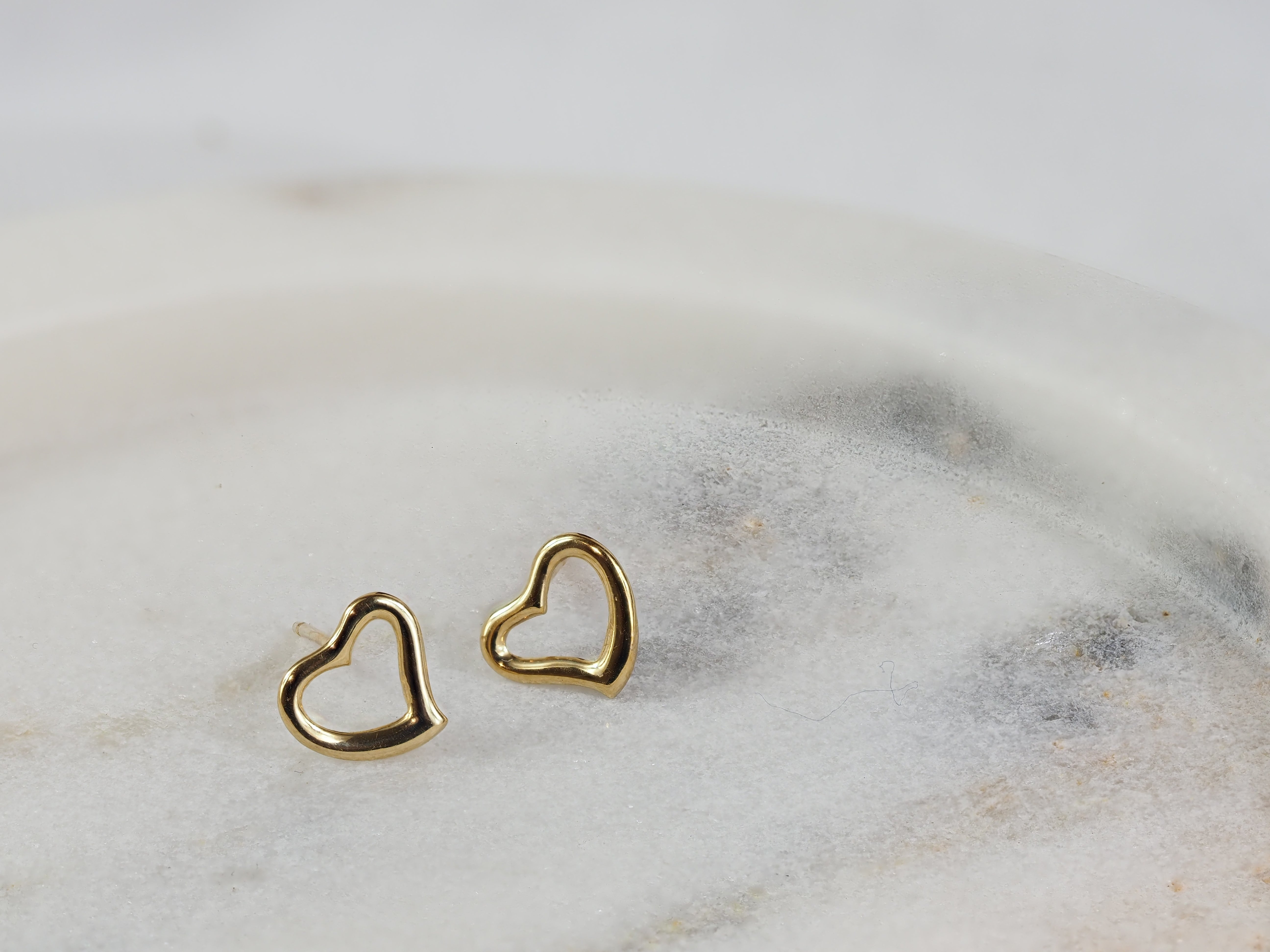 9ct Yellow Gold Open Heart Stud Earrings