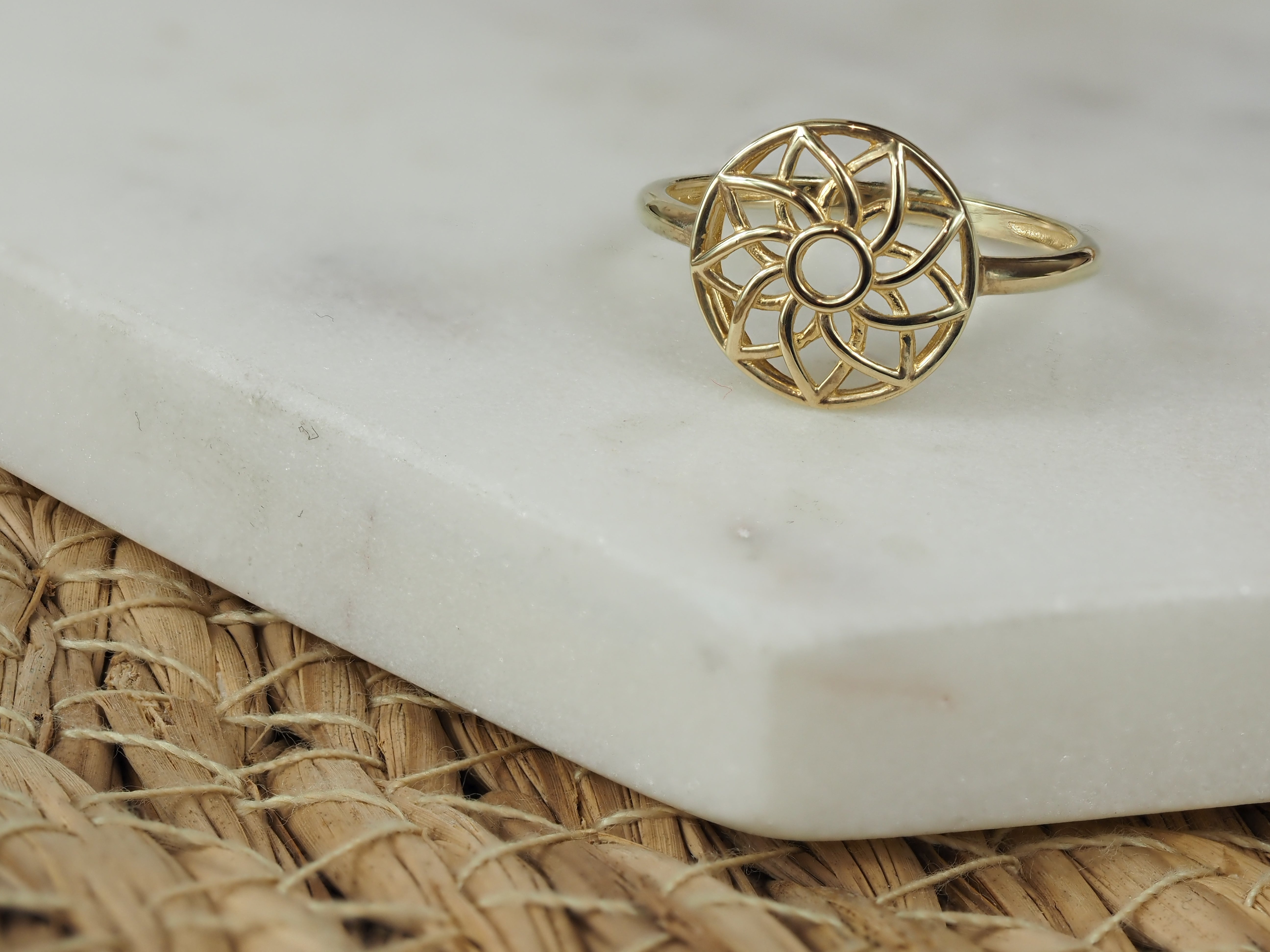 9ct Yellow Gold Soleil Ring