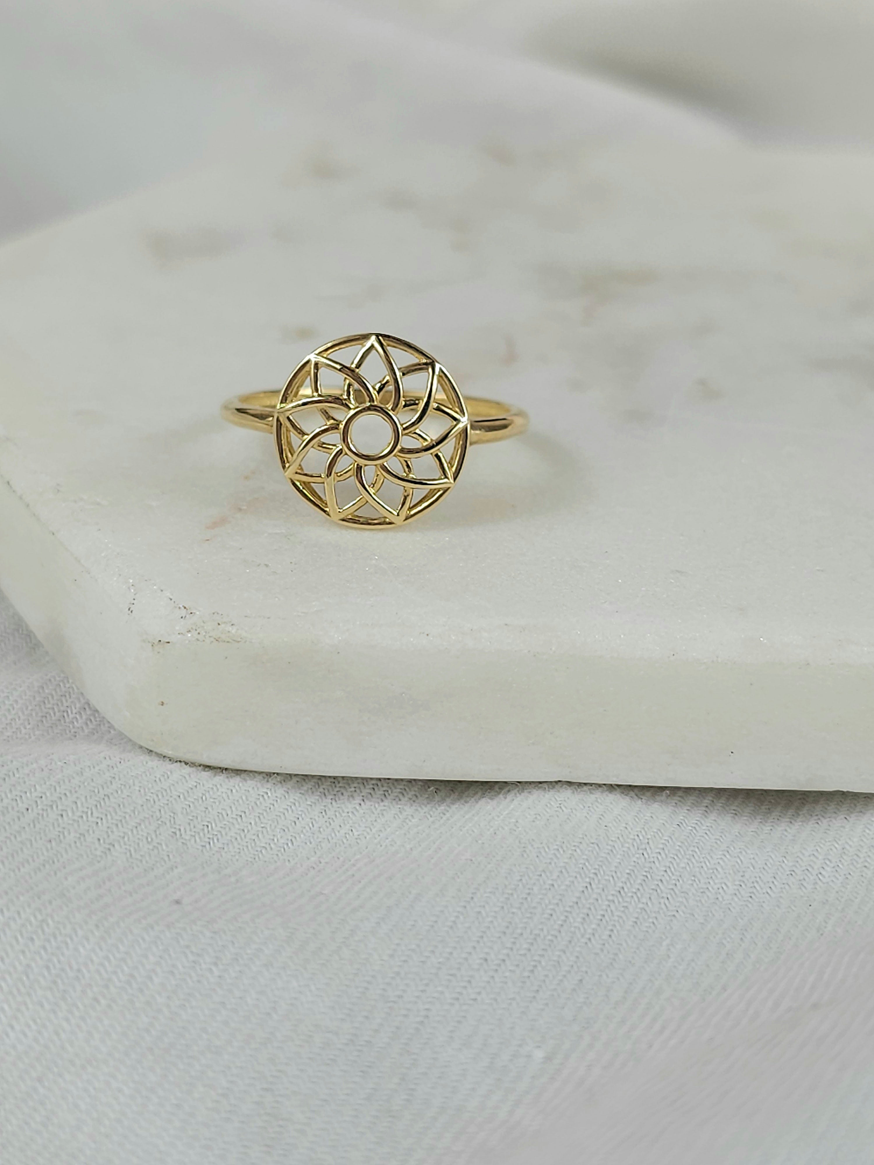 9ct Yellow Gold Soleil Ring