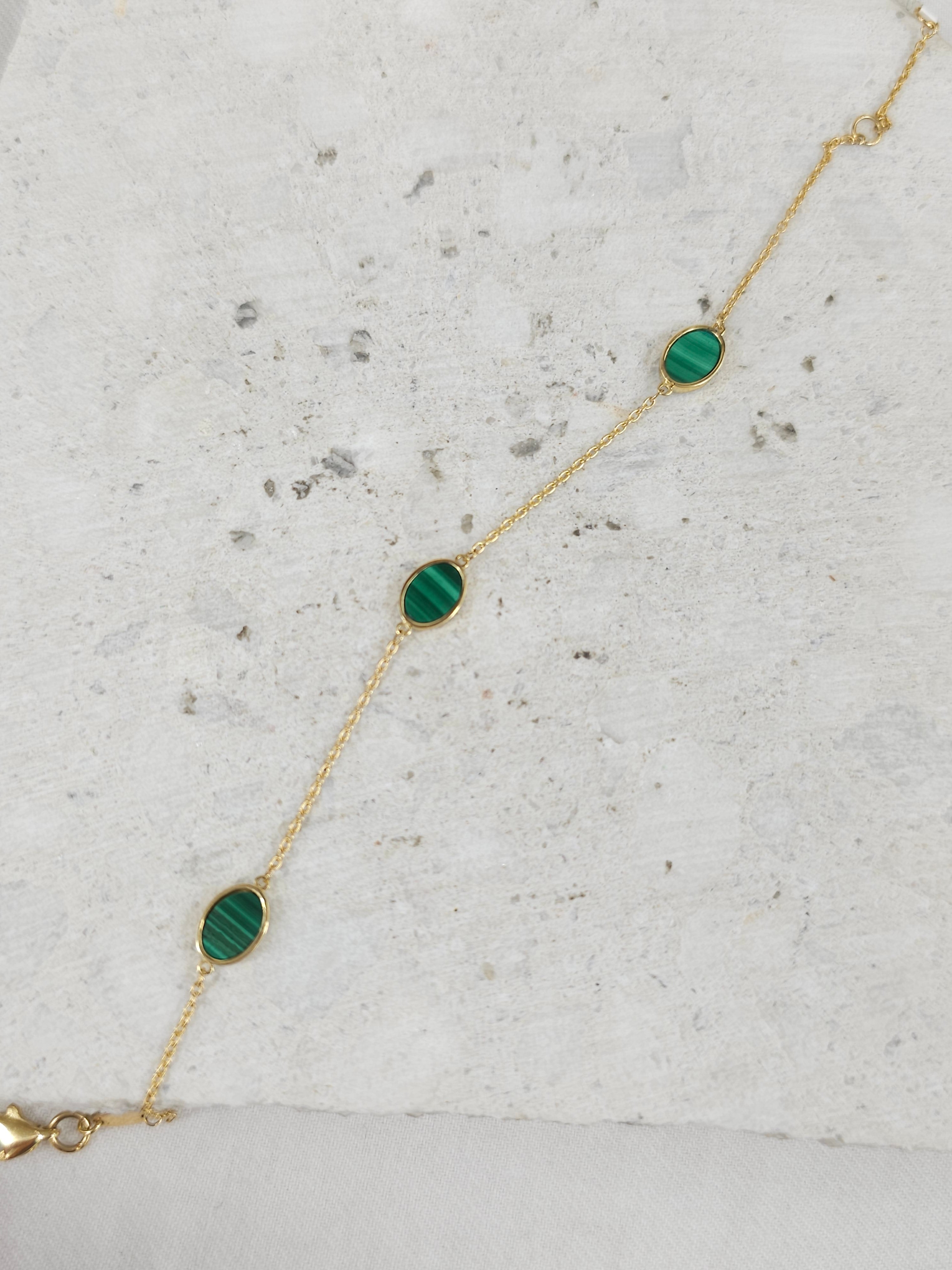9ct Yellow Gold Oval Malachite Bracelet