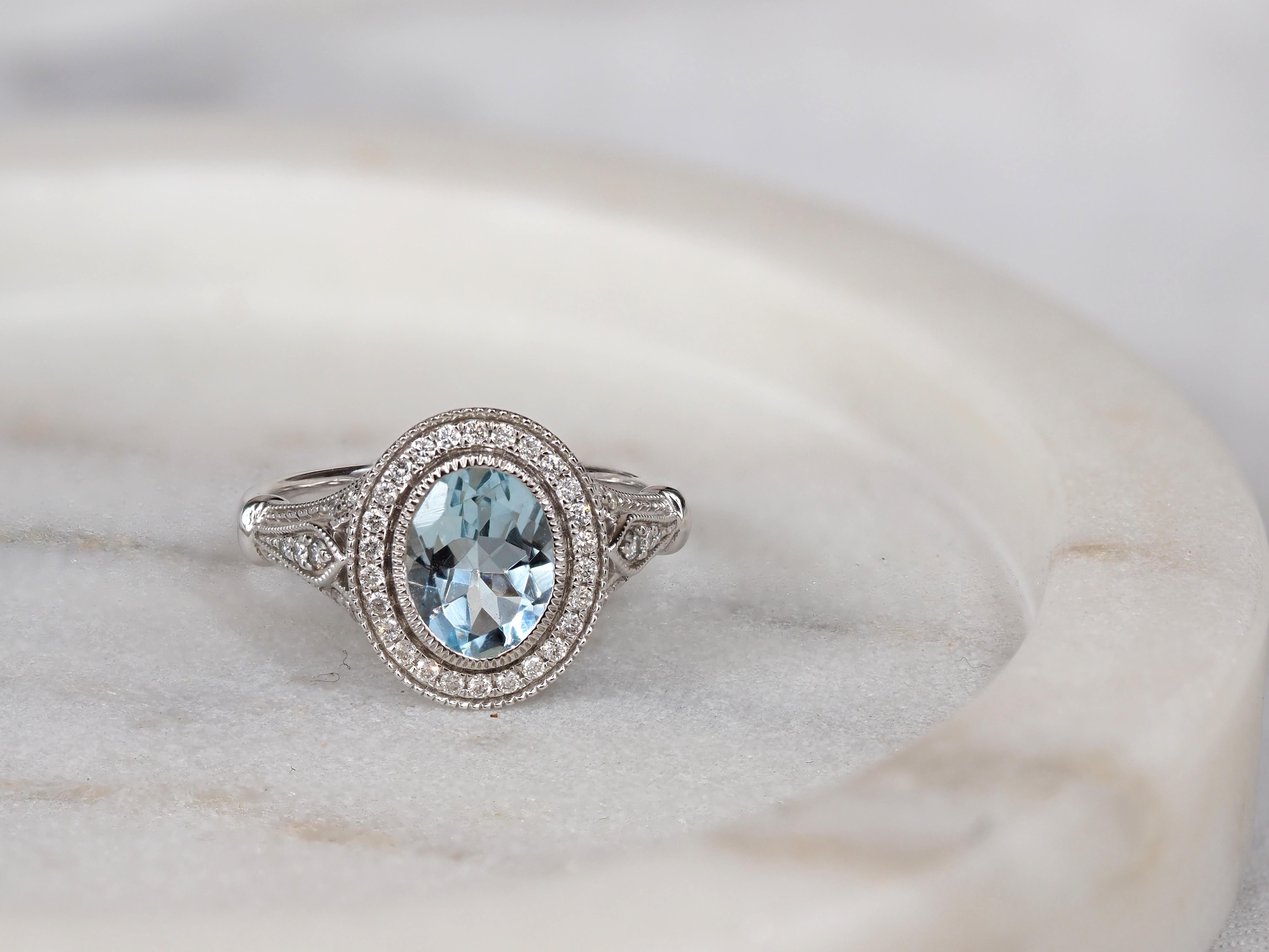 18ct White Gold Vintage Aquamarine and Diamond ring