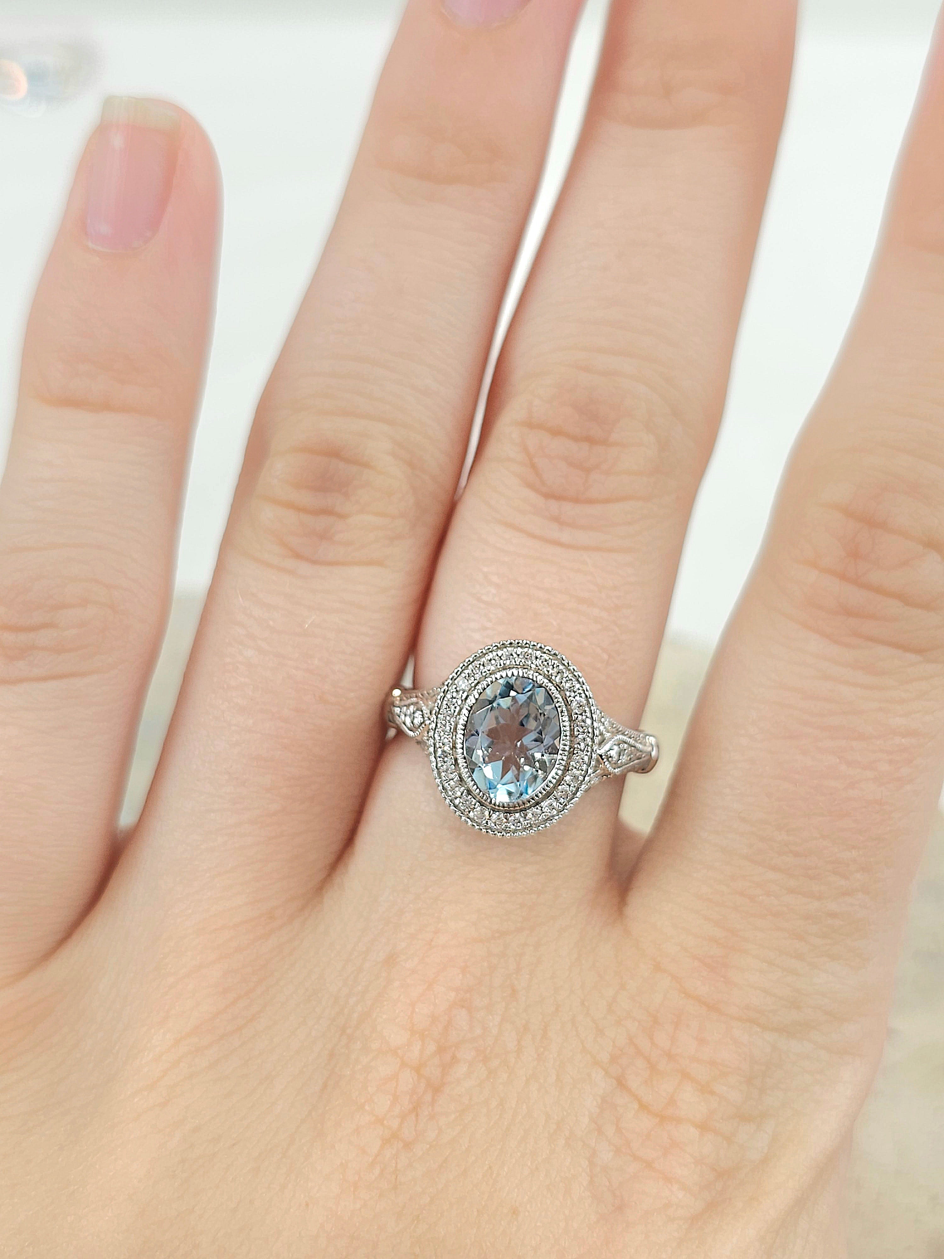 18ct White Gold Vintage Aquamarine and Diamond ring