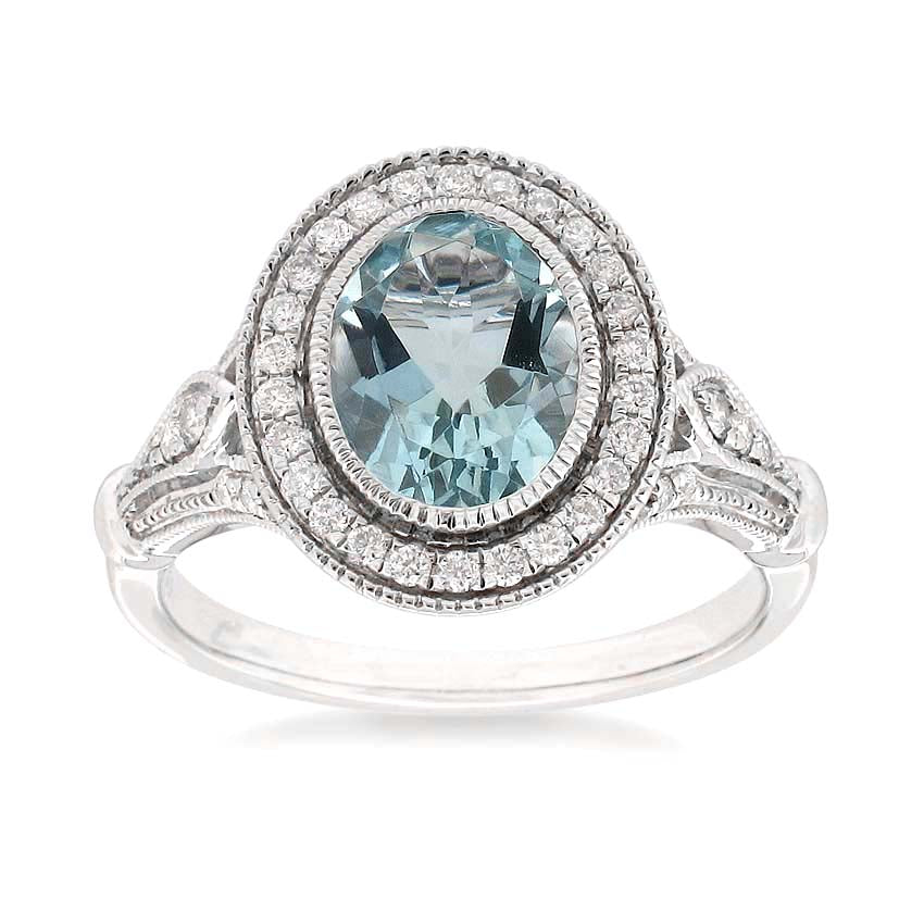 18ct White Gold Vintage Aquamarine and Diamond ring