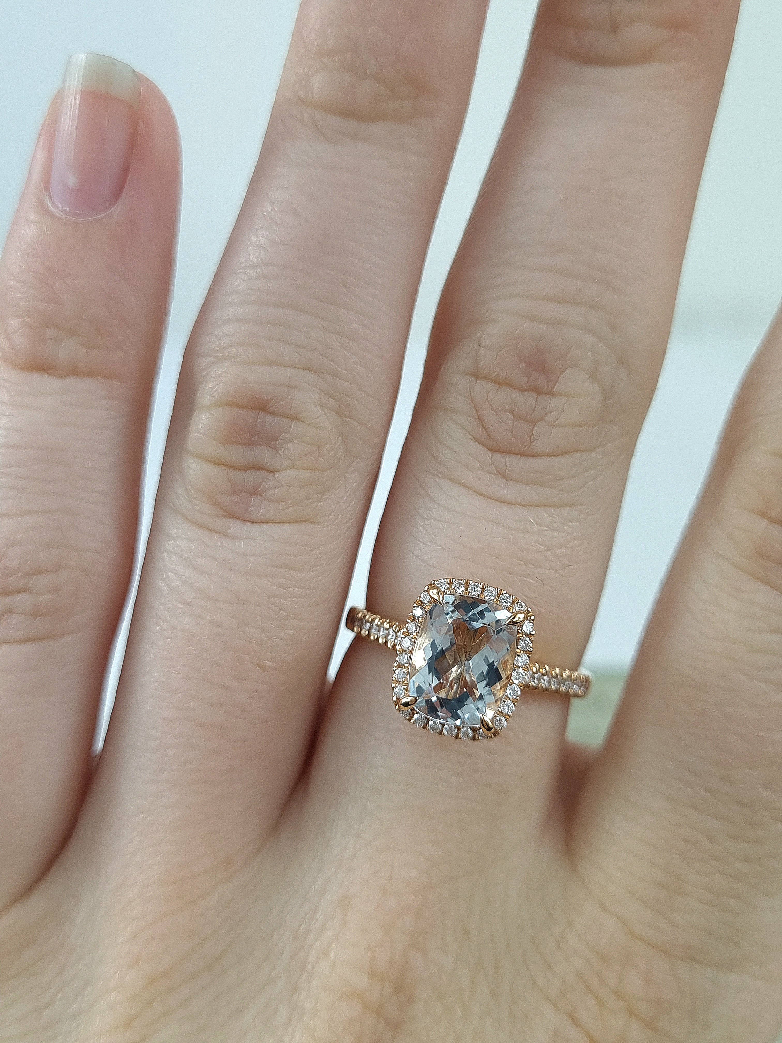 18ct Rose Gold Aquamarine and Diamond ring