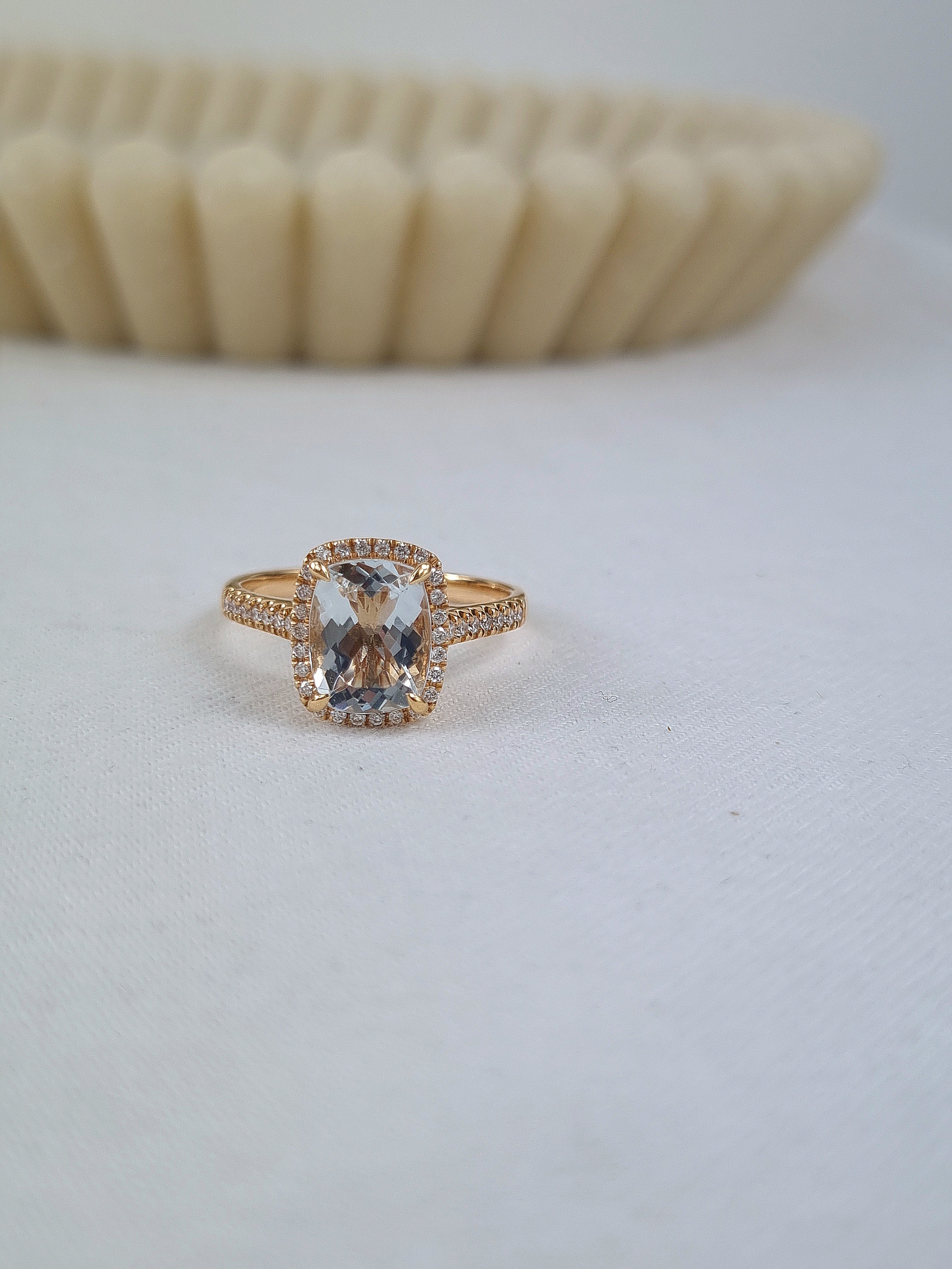 18ct Rose Gold Aquamarine and Diamond ring