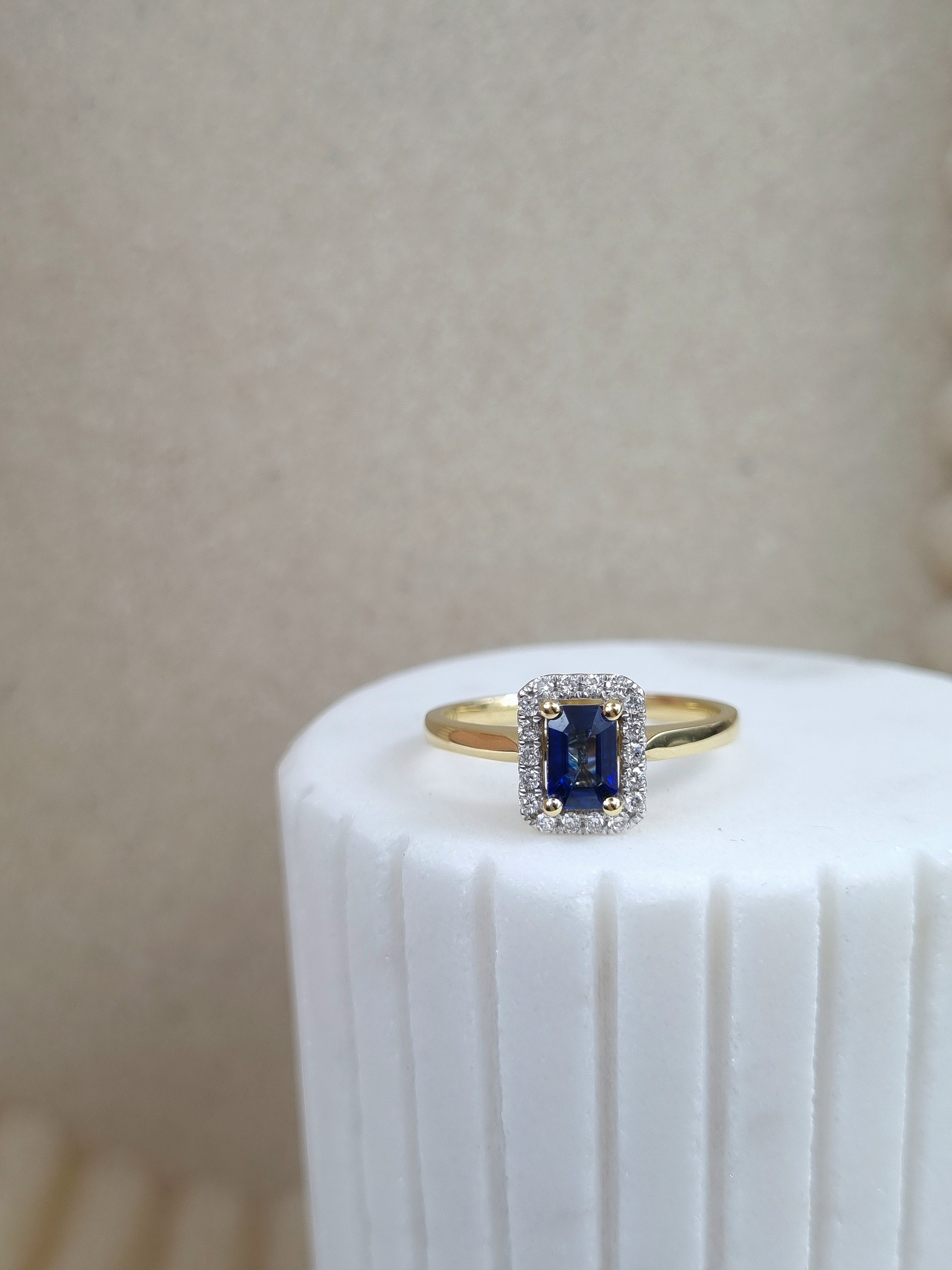 18ct Yellow and White Gold Sapphire and Diamond ring