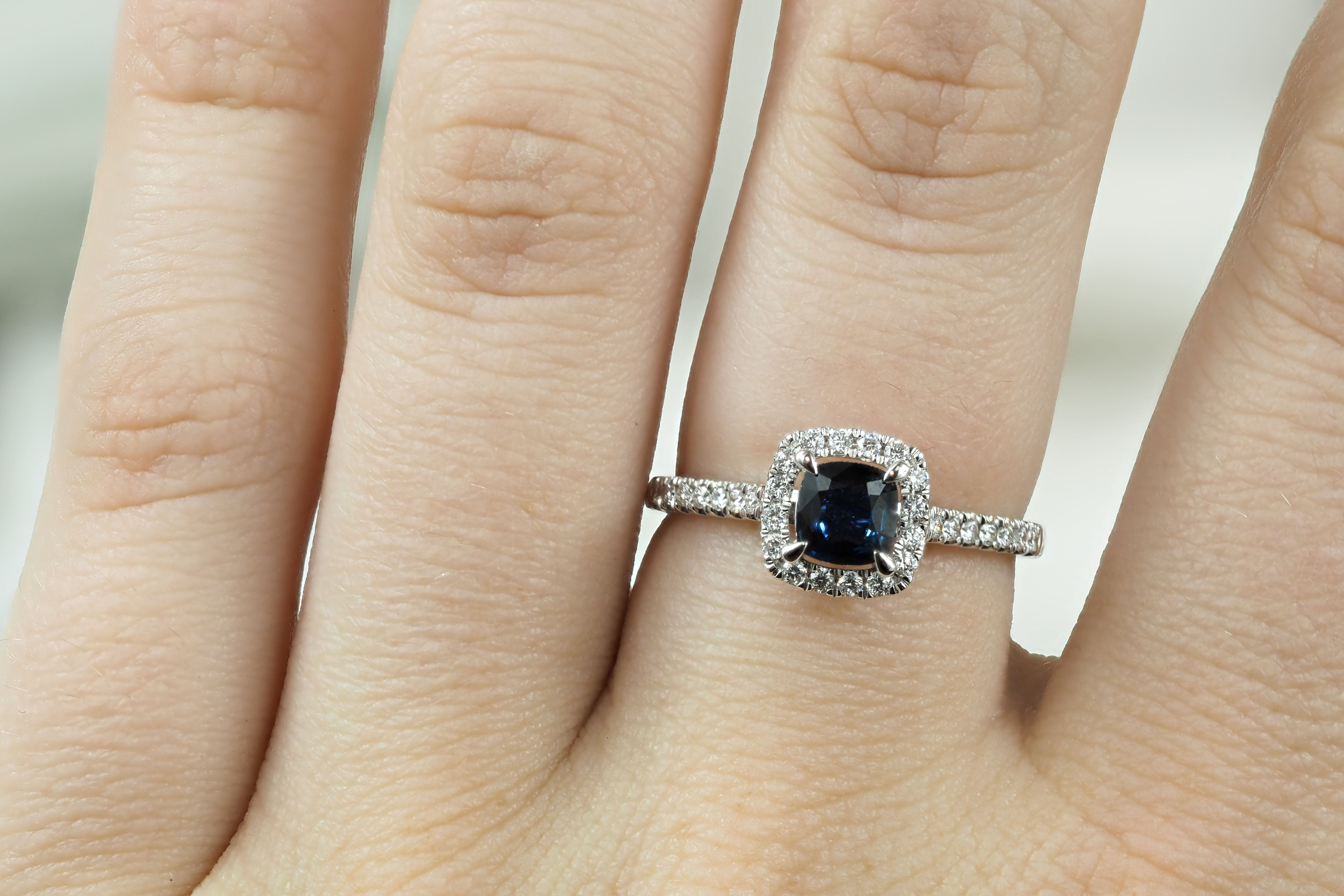 18ct White Gold Sapphire and Diamond ring, 0.56ct centre