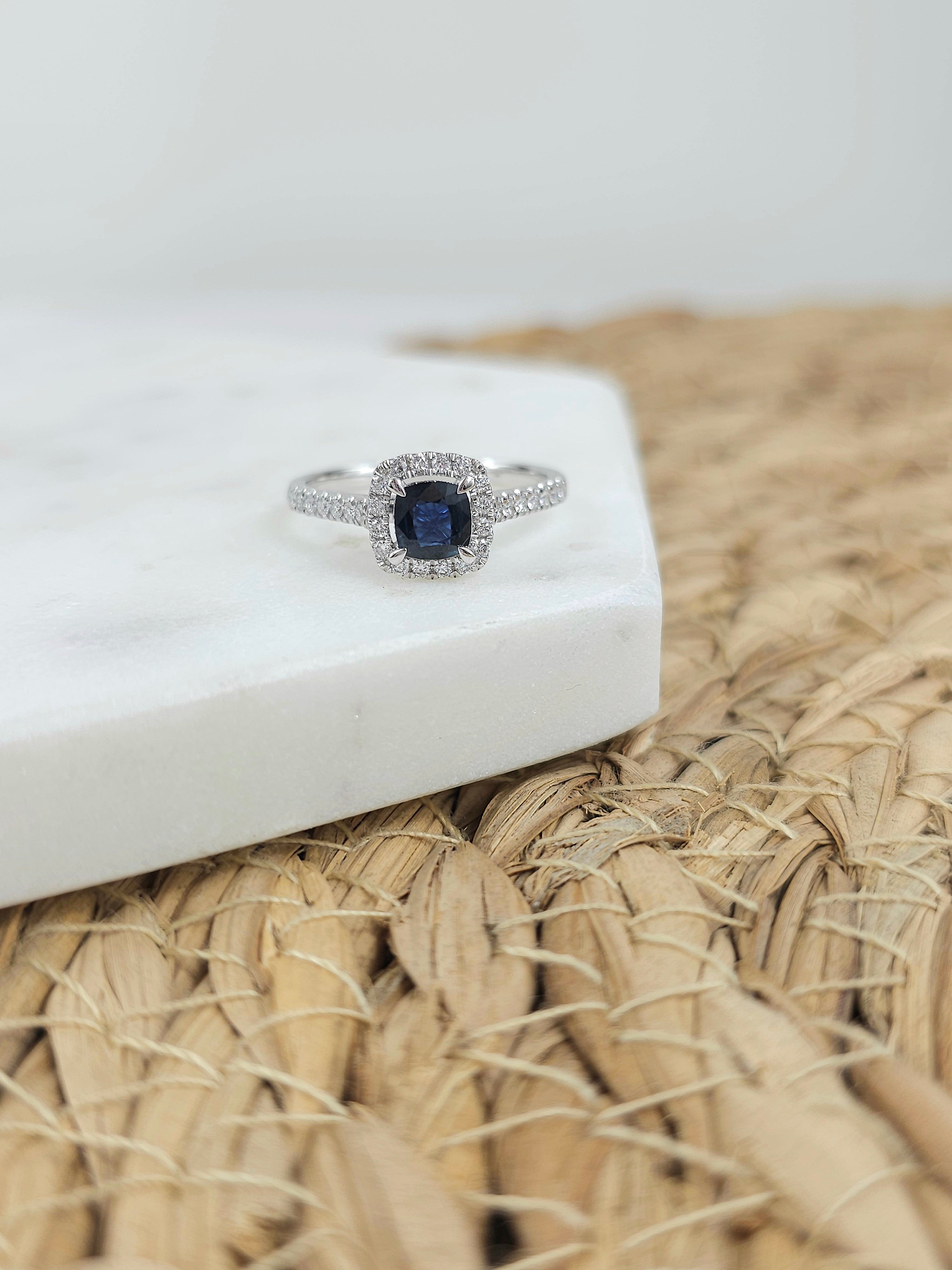 18ct White Gold Sapphire and Diamond ring, 0.56ct centre