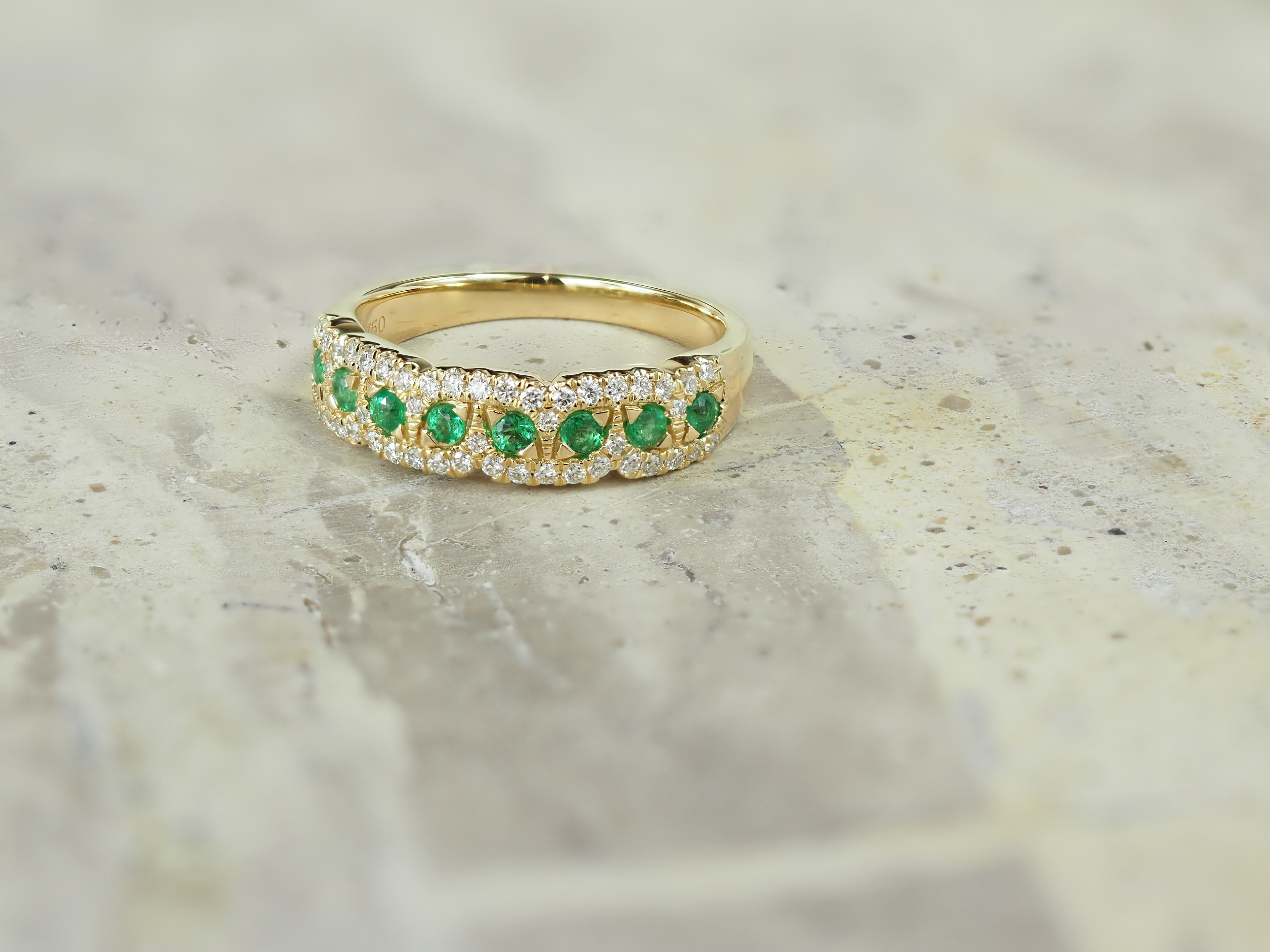 18ct Yellow Gold Emerald and Diamond ring