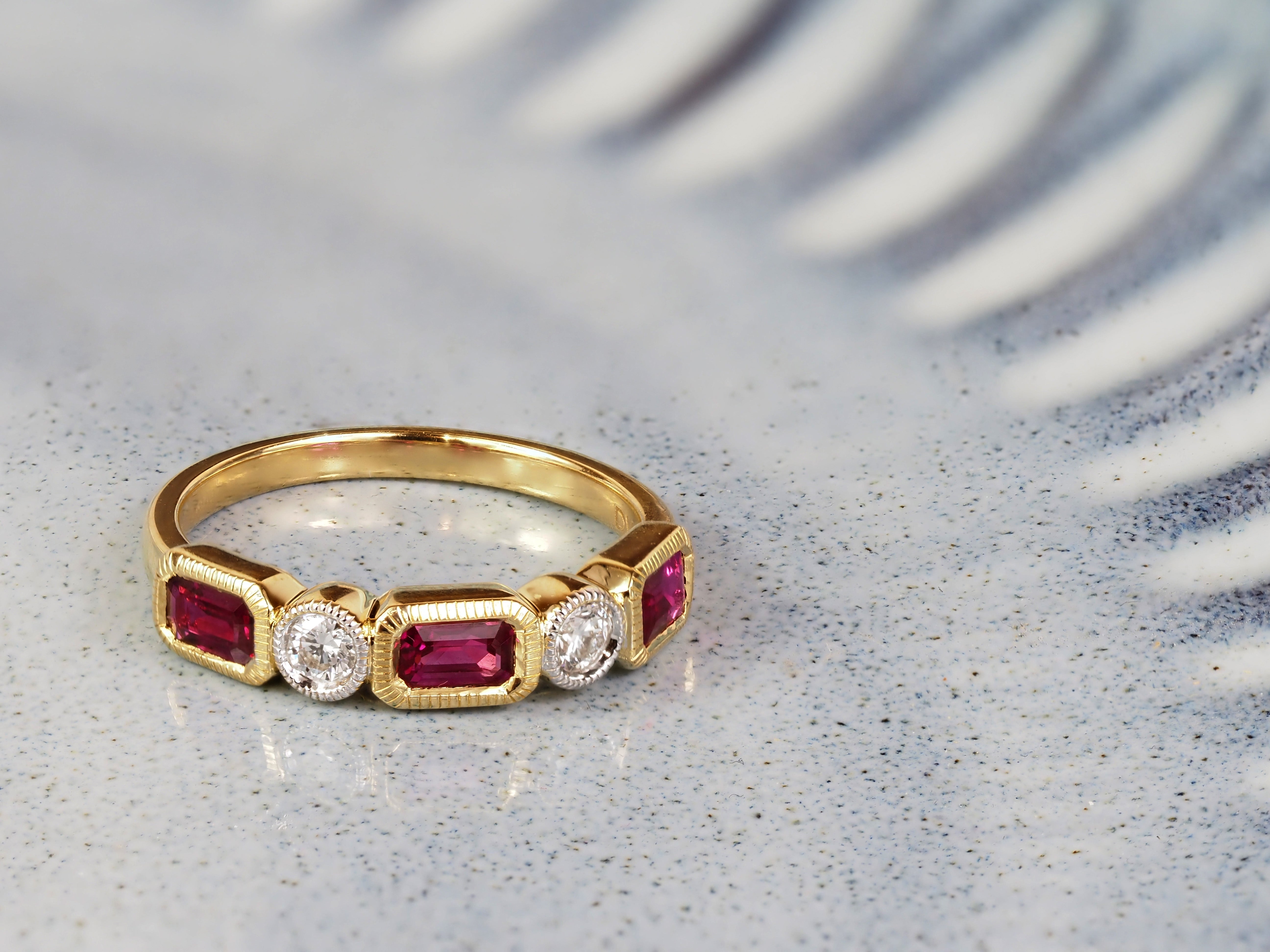 18ct Yellow Gold Ruby and Diamond Ring, 1.21ct Total