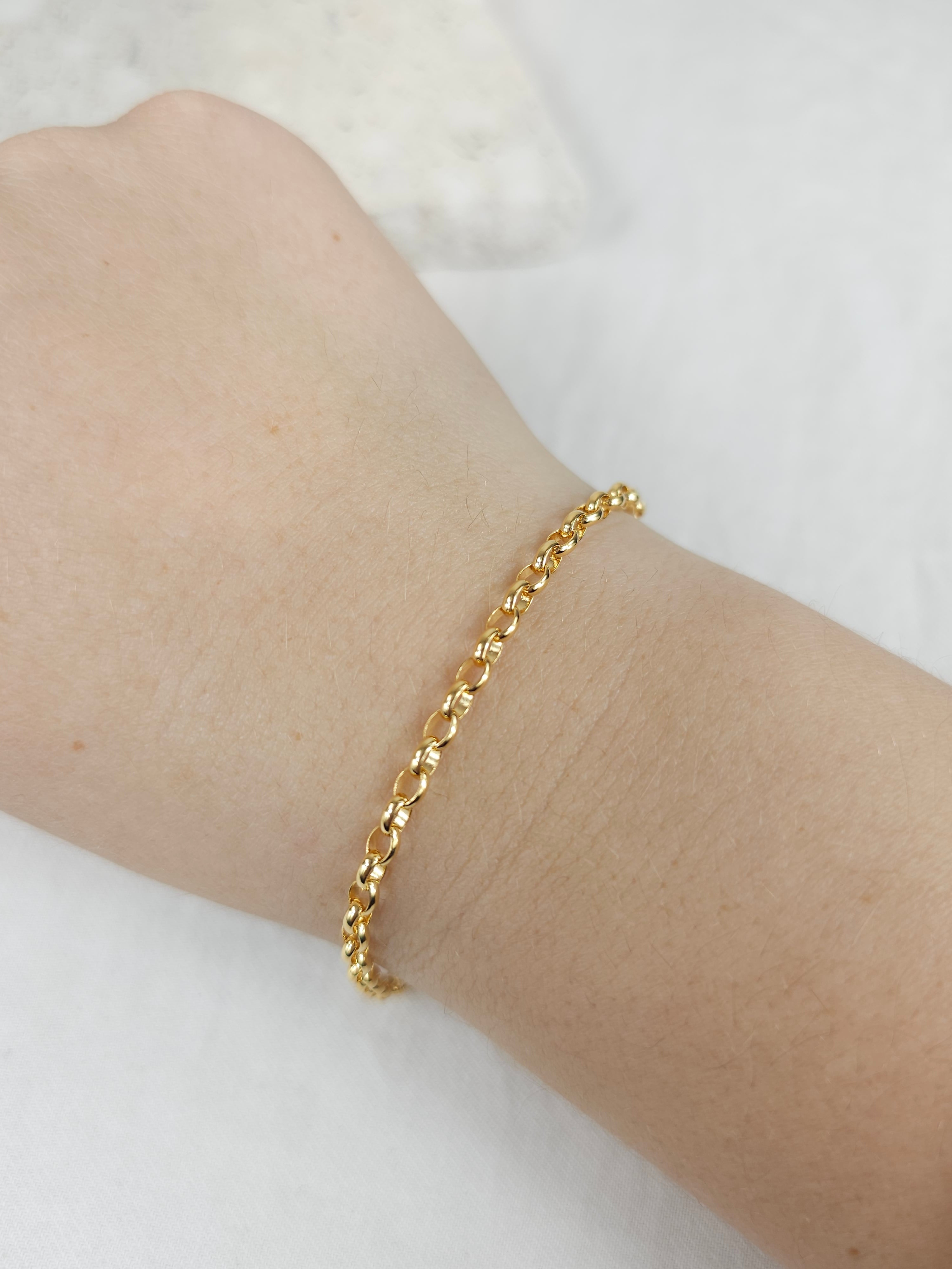 9ct Yellow Gold 3.2mm Oval Belcher Bracelet