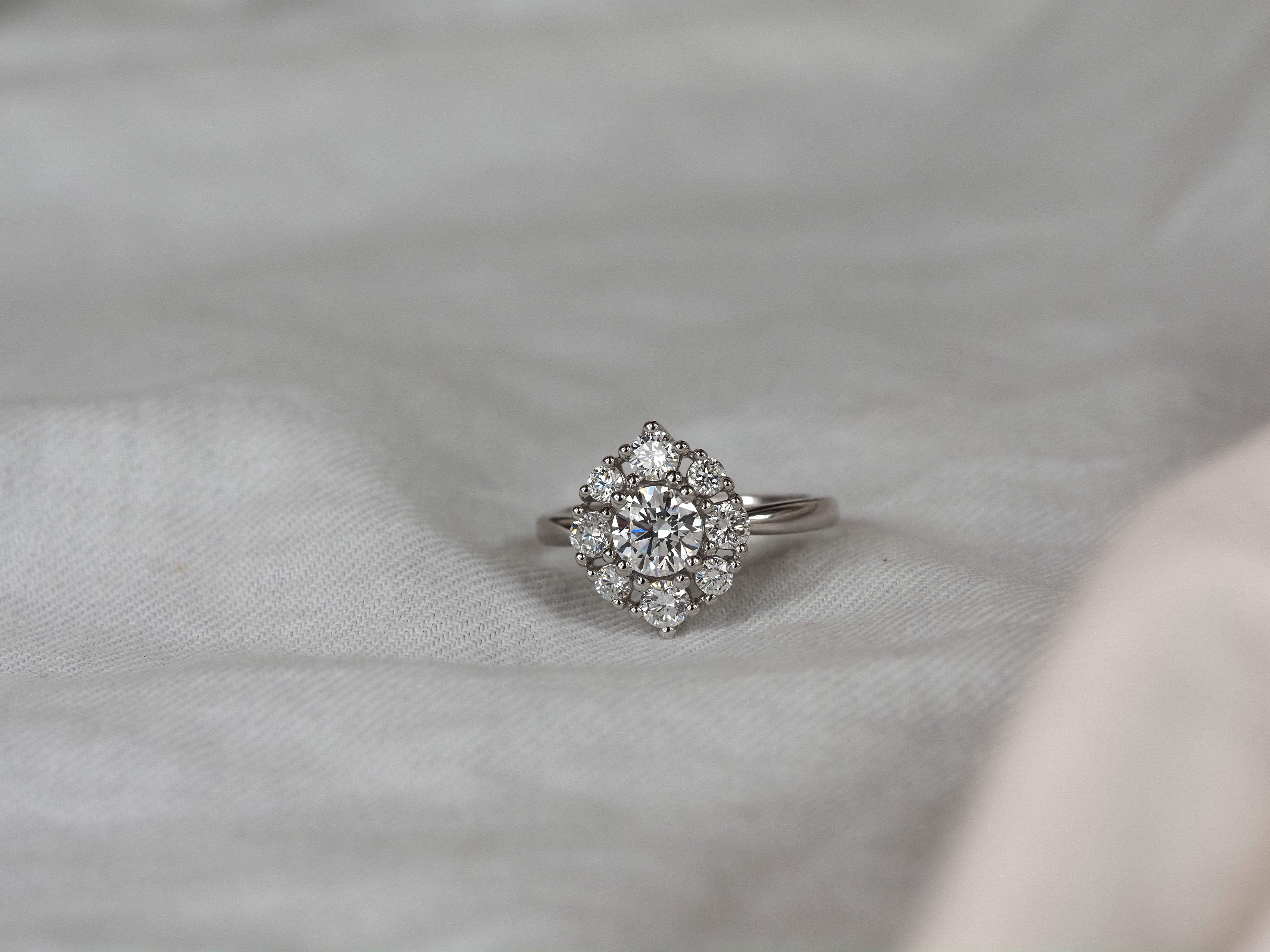 10ct White Gold Lab-Grown Round Brilliant Cut Diamond ring, 1.51ct total