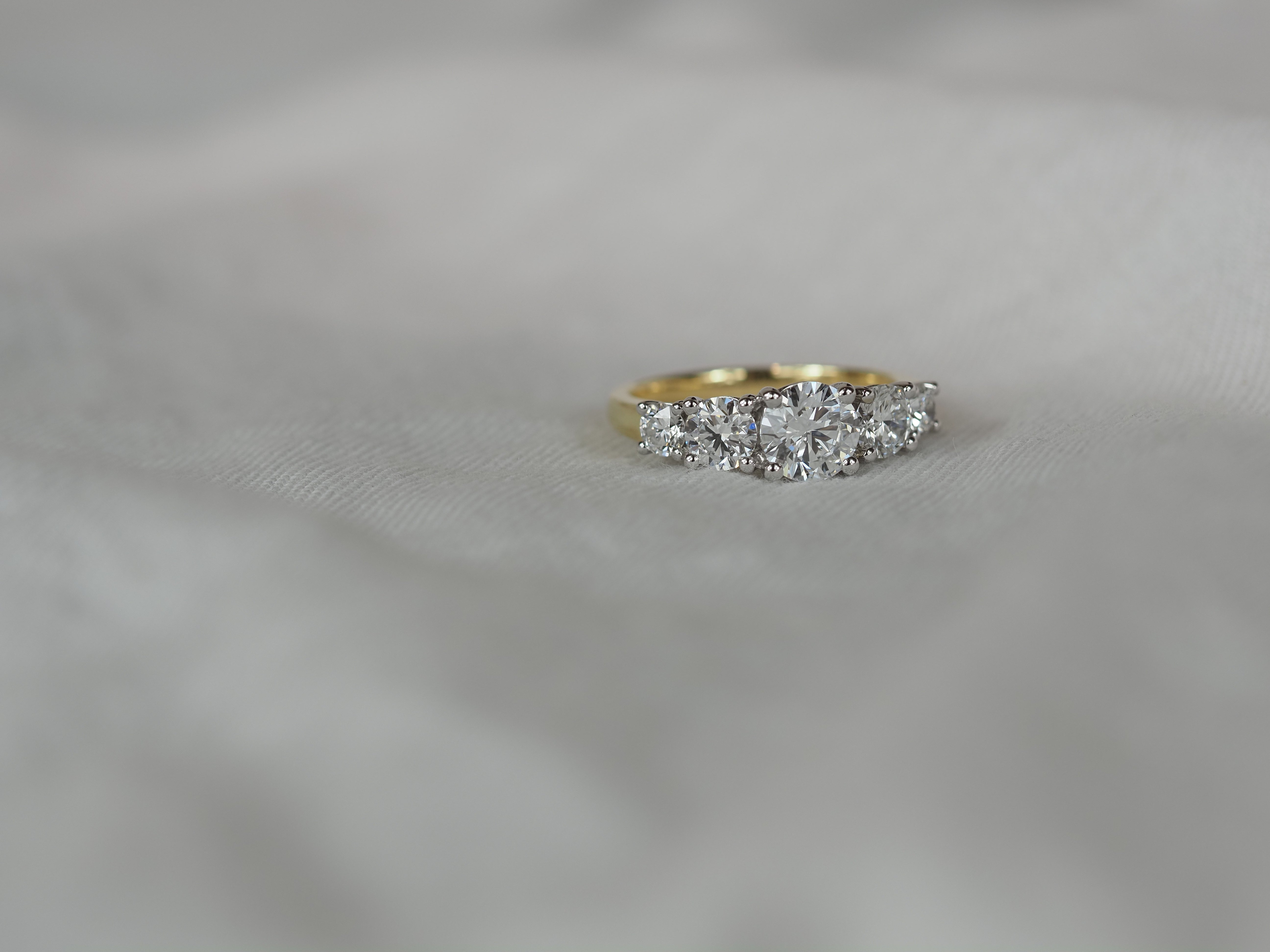 18ct Yellow and White Gold Lab-Grown Diamond Ring, 2.01ct Total