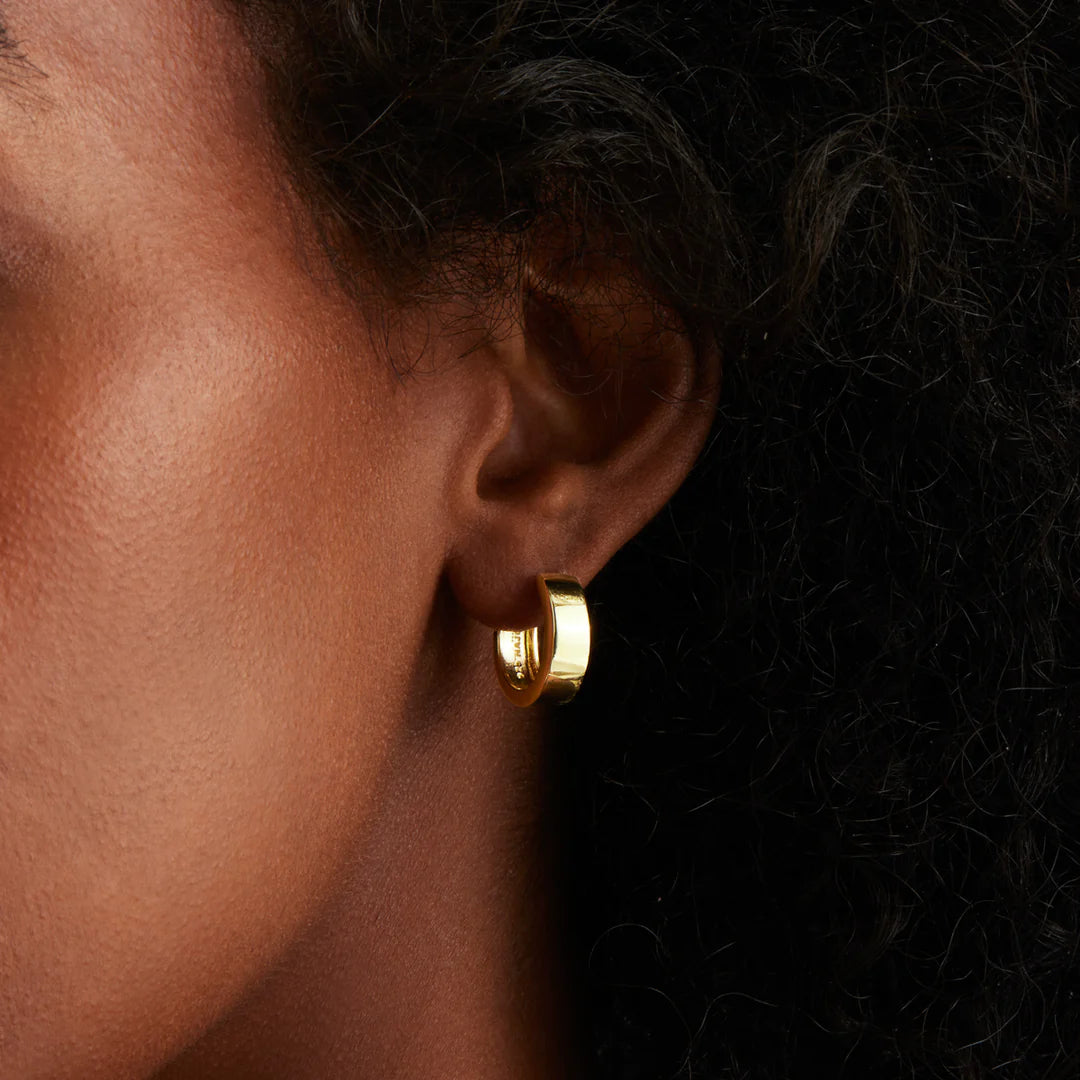 Najo Stella Huggie Earrings